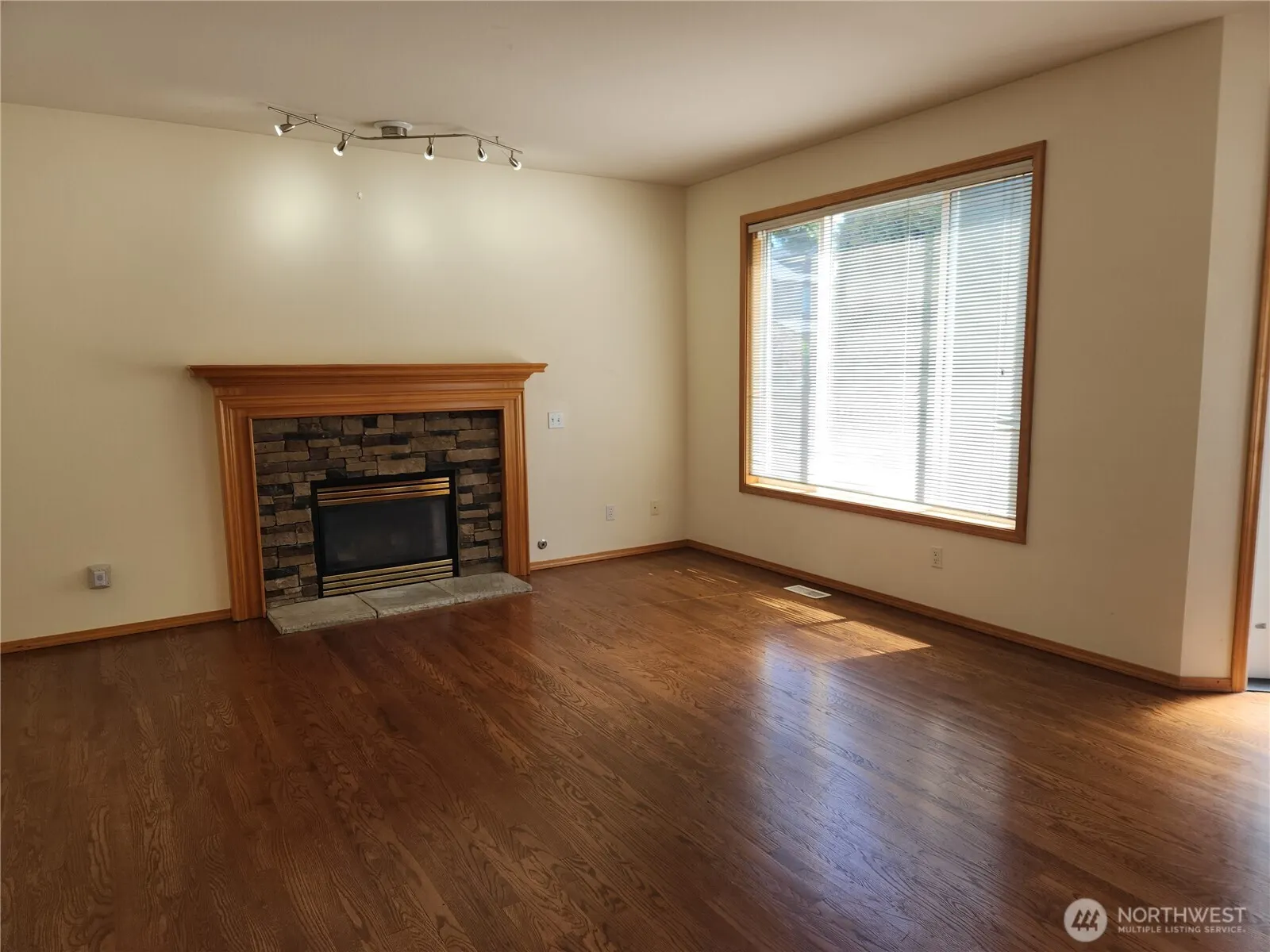 924 183rd Place SE, Bothell, WA 98012