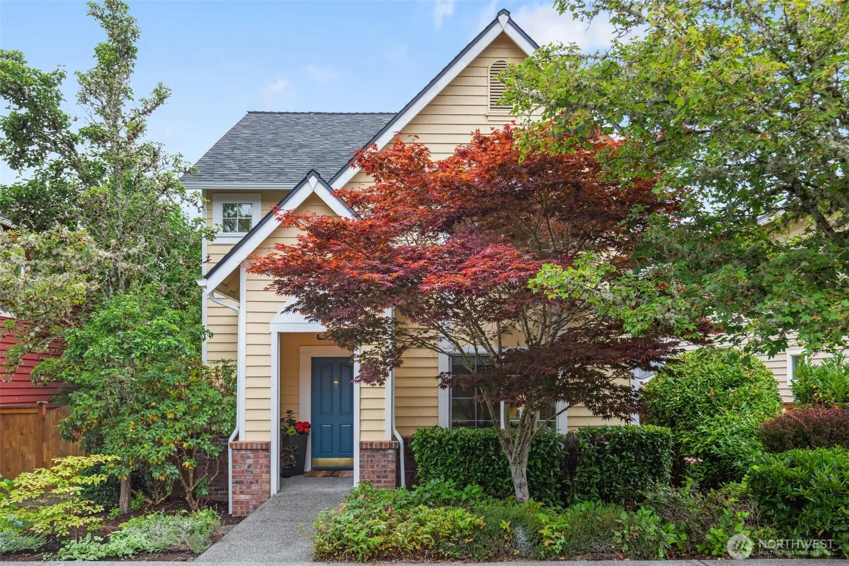 9907 223rd Place NE, Redmond, WA 98053