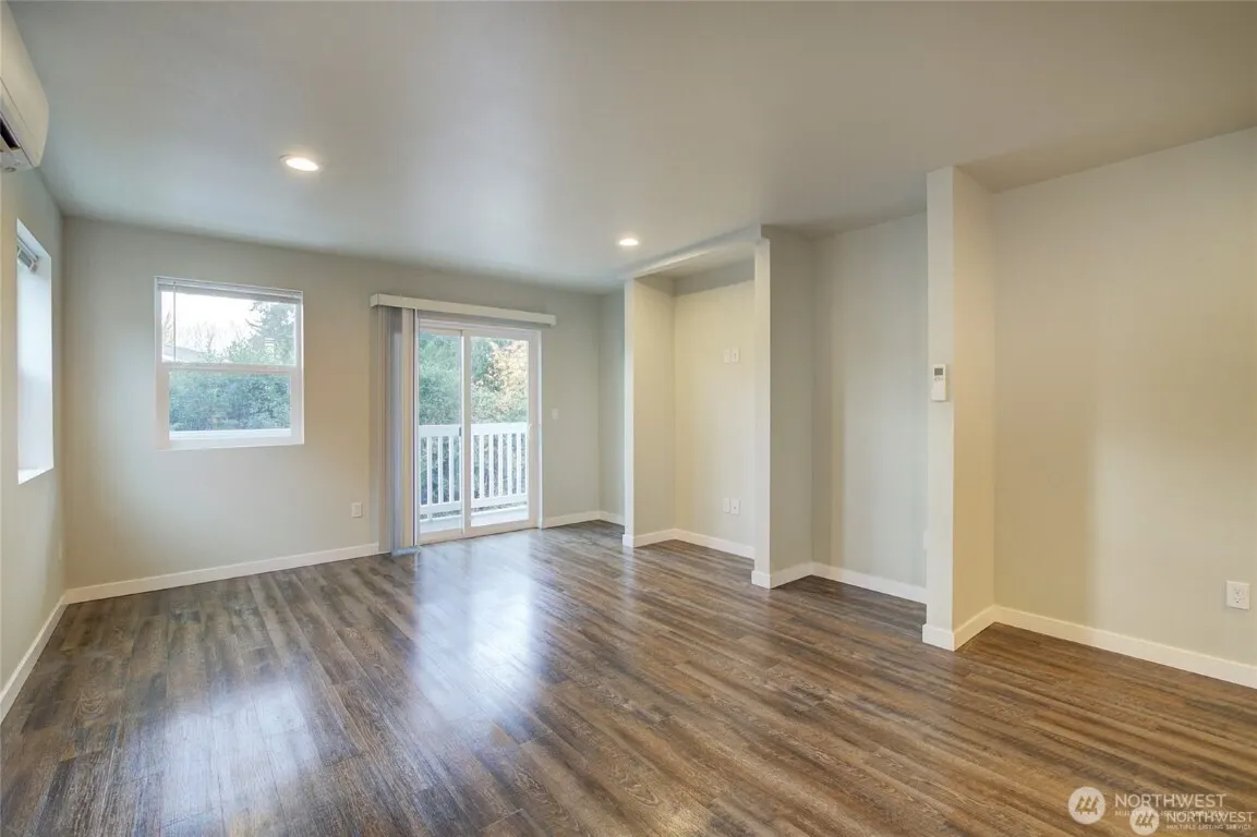 12607 NE 132nd Street #A, Kirkland, WA 98034