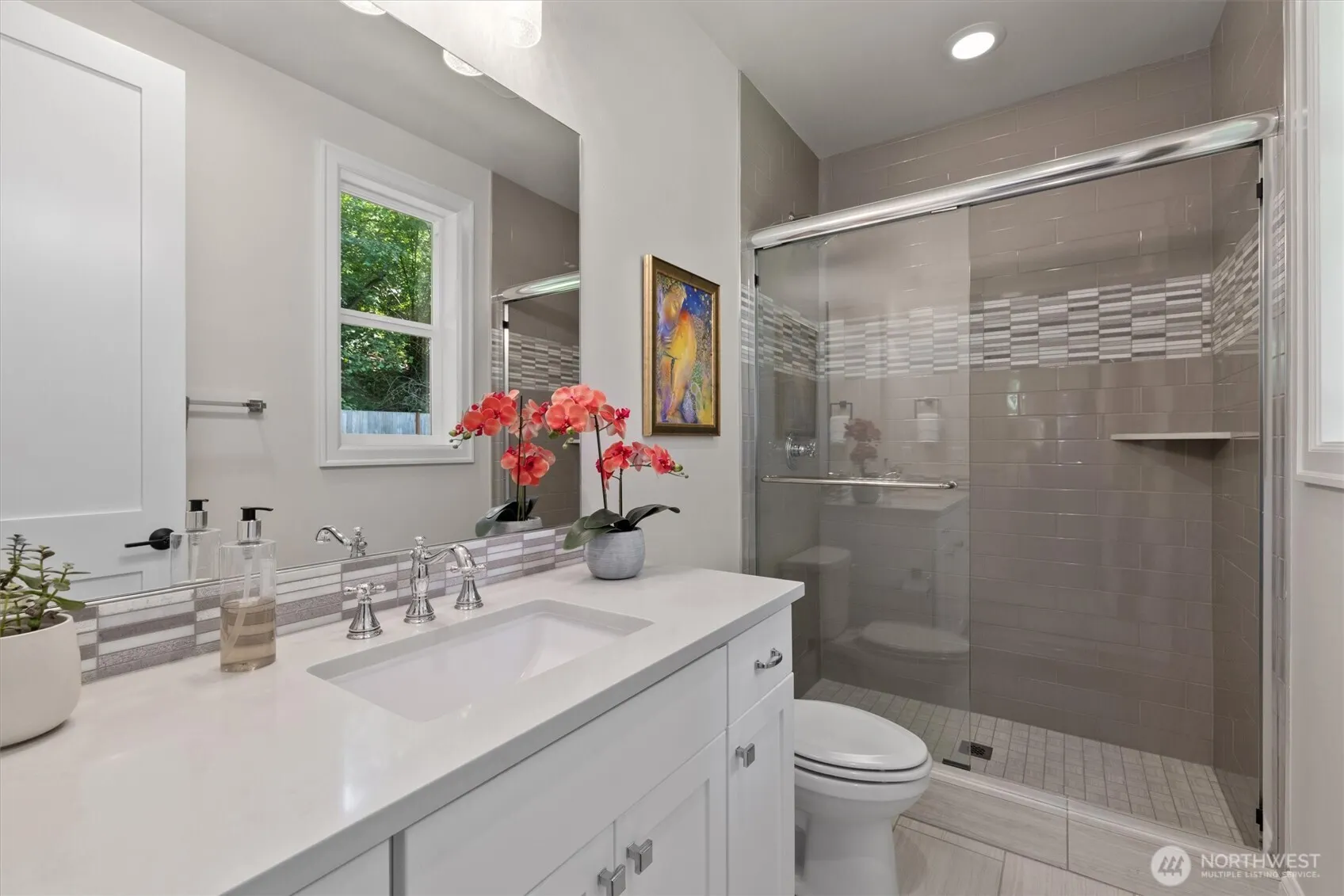 1415 109th Avenue SE, Bellevue, WA 98004