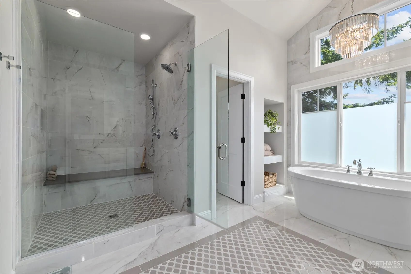 1415 109th Avenue SE, Bellevue, WA 98004