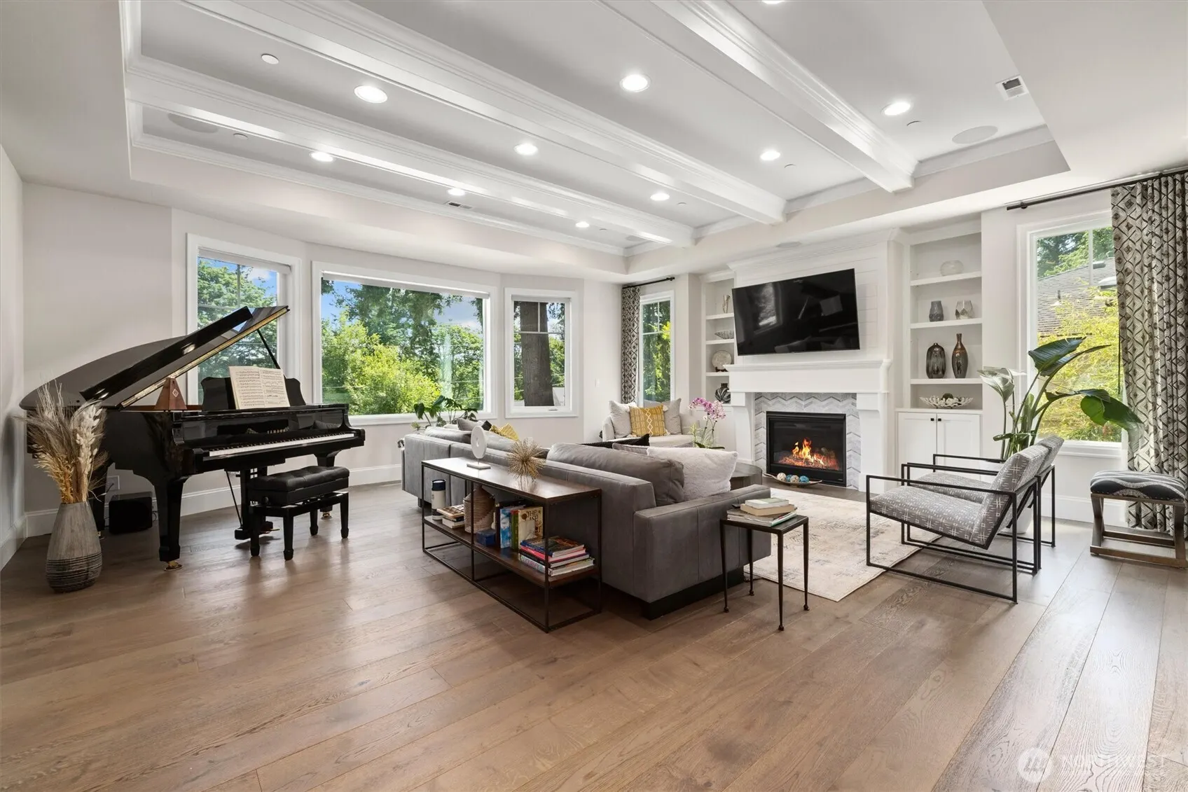 1415 109th Avenue SE, Bellevue, WA 98004