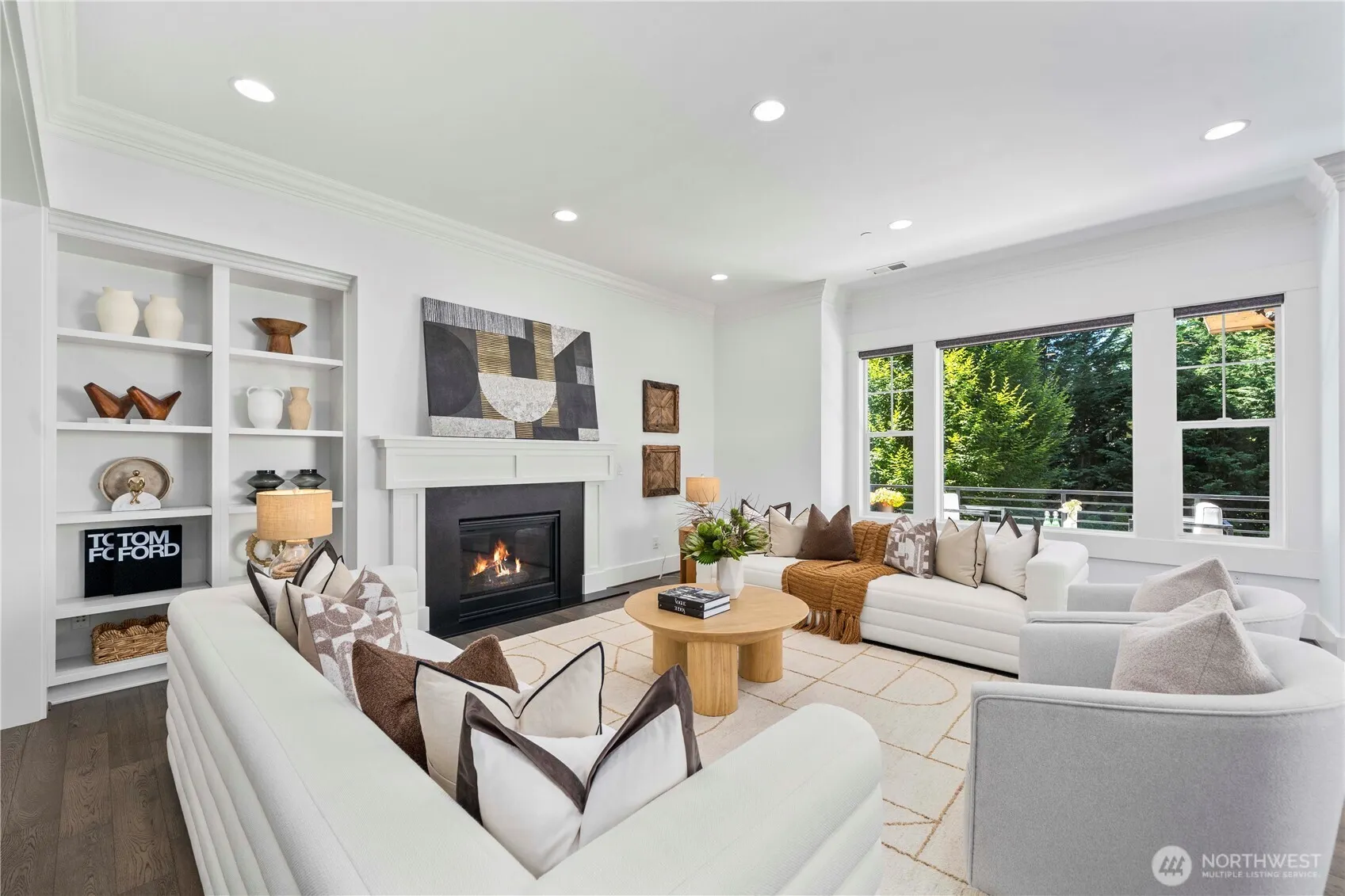 2005 105th Avenue NE, Bellevue, WA 98004
