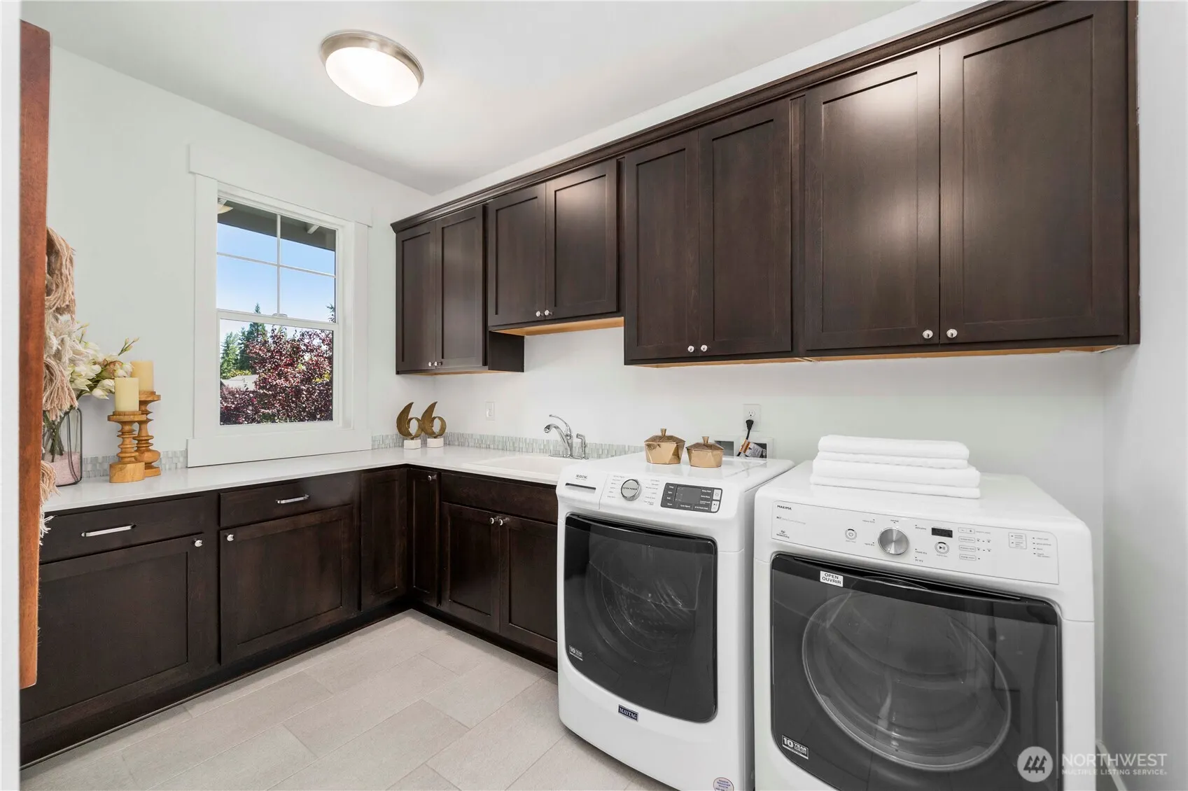 2005 105th Avenue NE, Bellevue, WA 98004