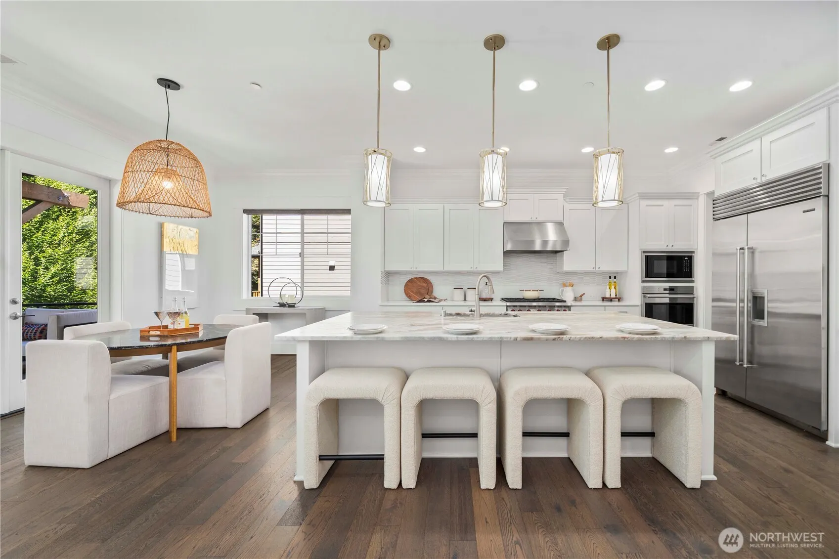 2005 105th Avenue NE, Bellevue, WA 98004