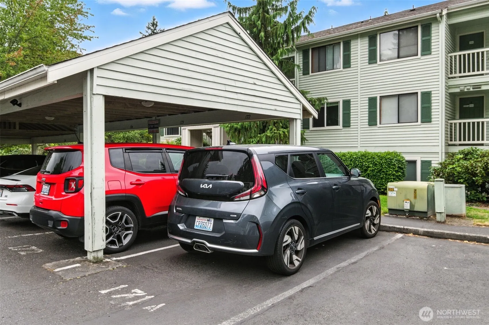 25131 98th Place S #E302, Kent, WA 98030