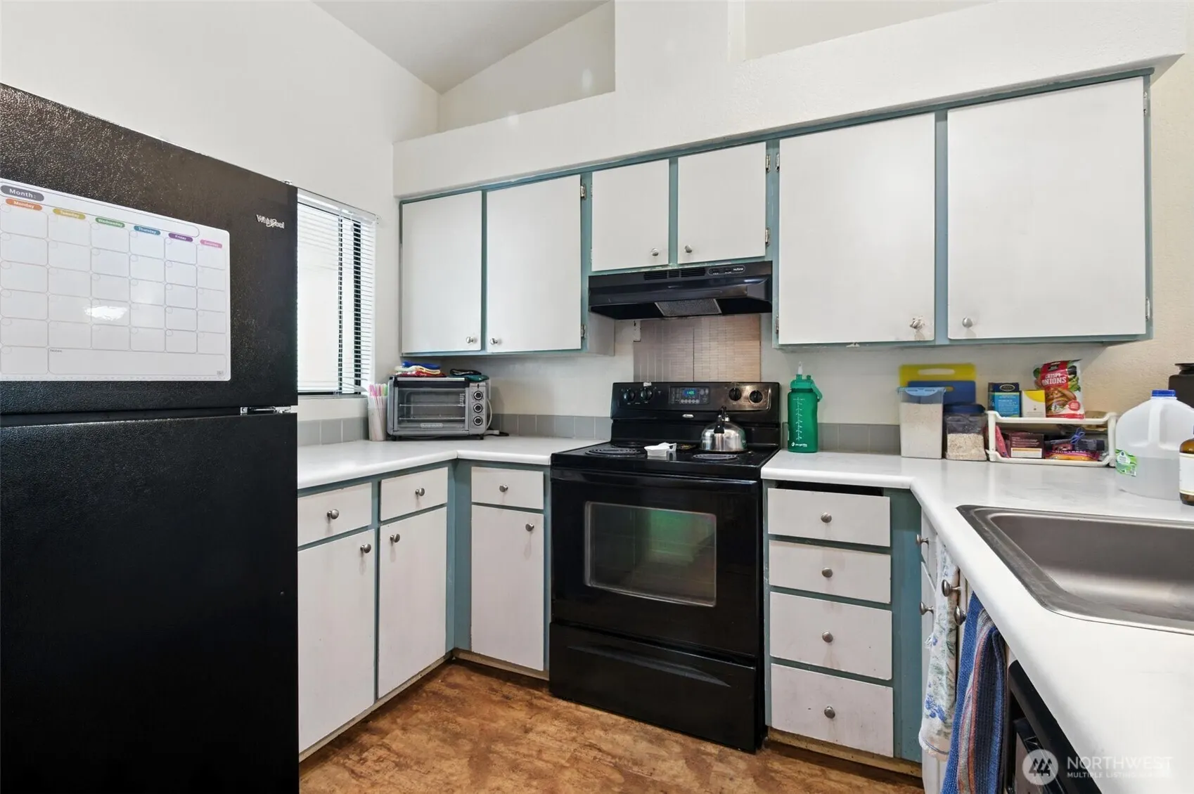 25131 98th Place S #E302, Kent, WA 98030