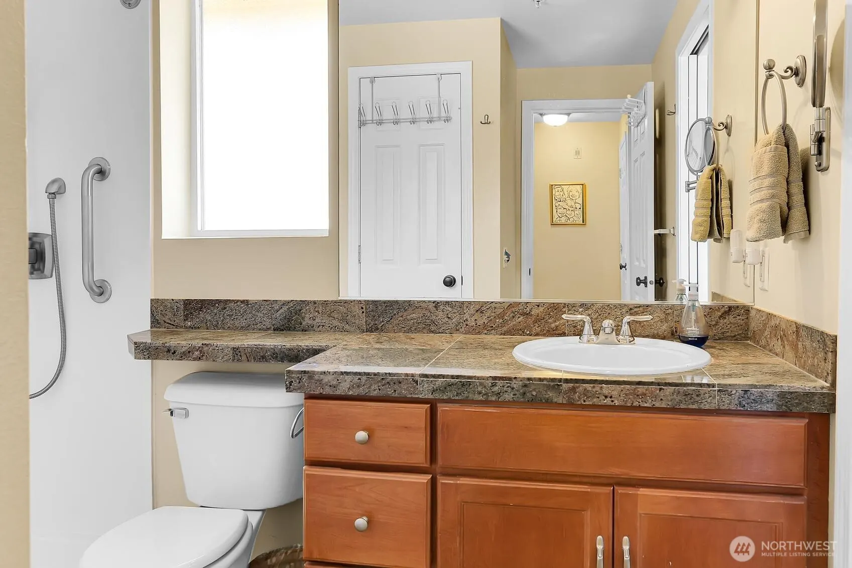 14902 29th Avenue W #F101, Lynnwood, WA 98087