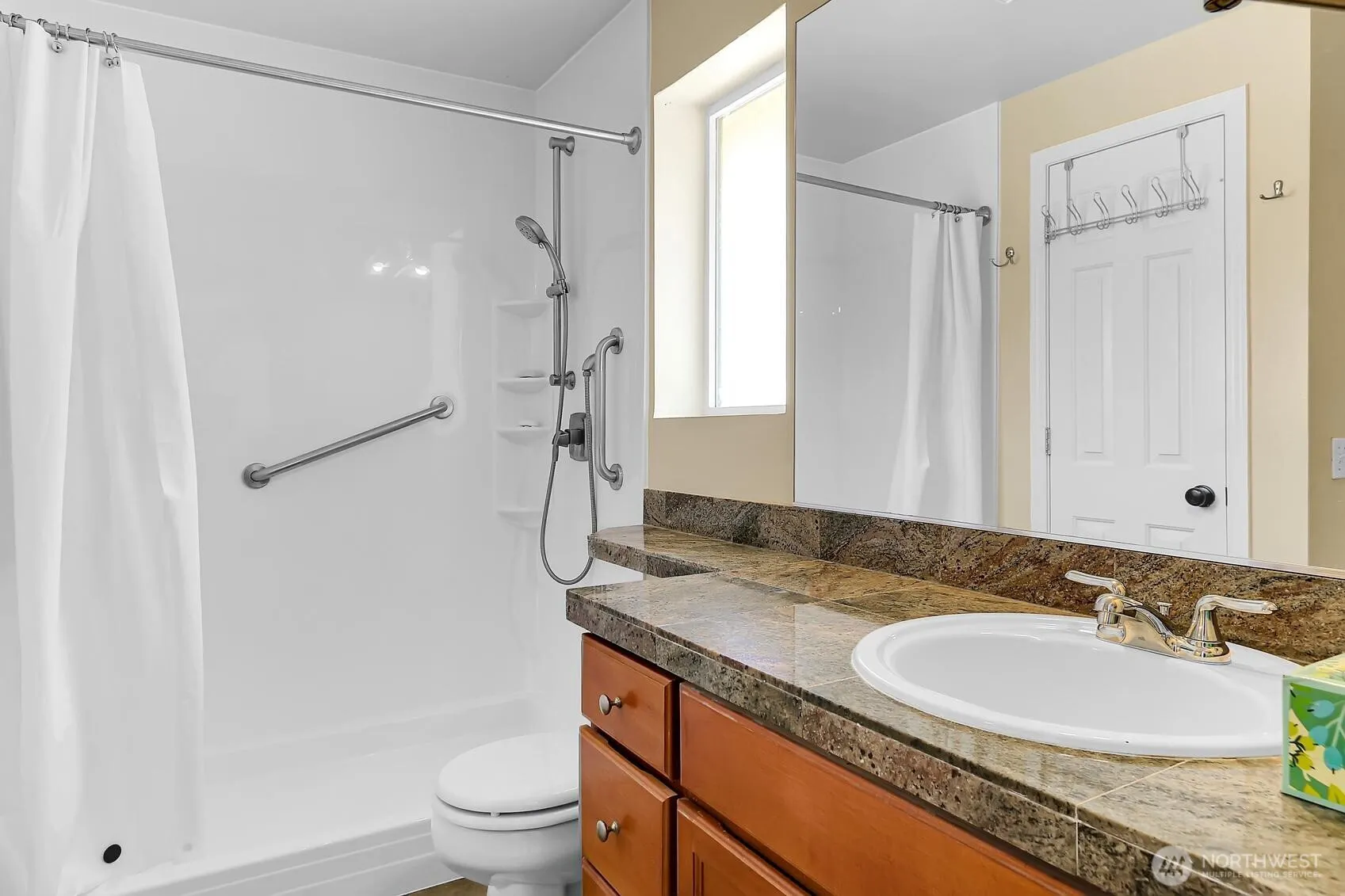 14902 29th Avenue W #F101, Lynnwood, WA 98087