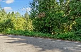 17740 174th Avenue NE, Woodinville, WA 98072