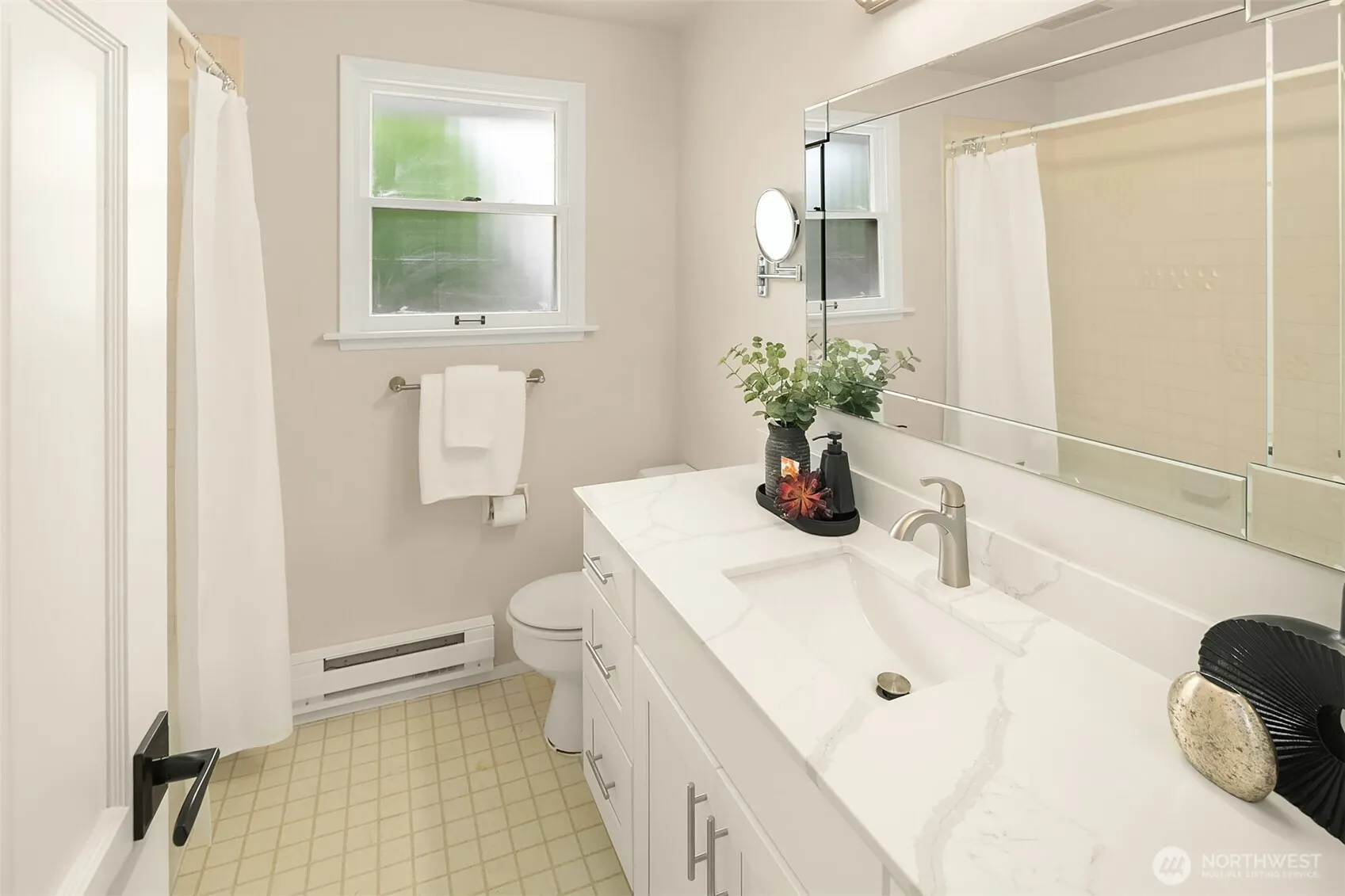 1420 Bellevue Way SE #5, Bellevue, WA 98004