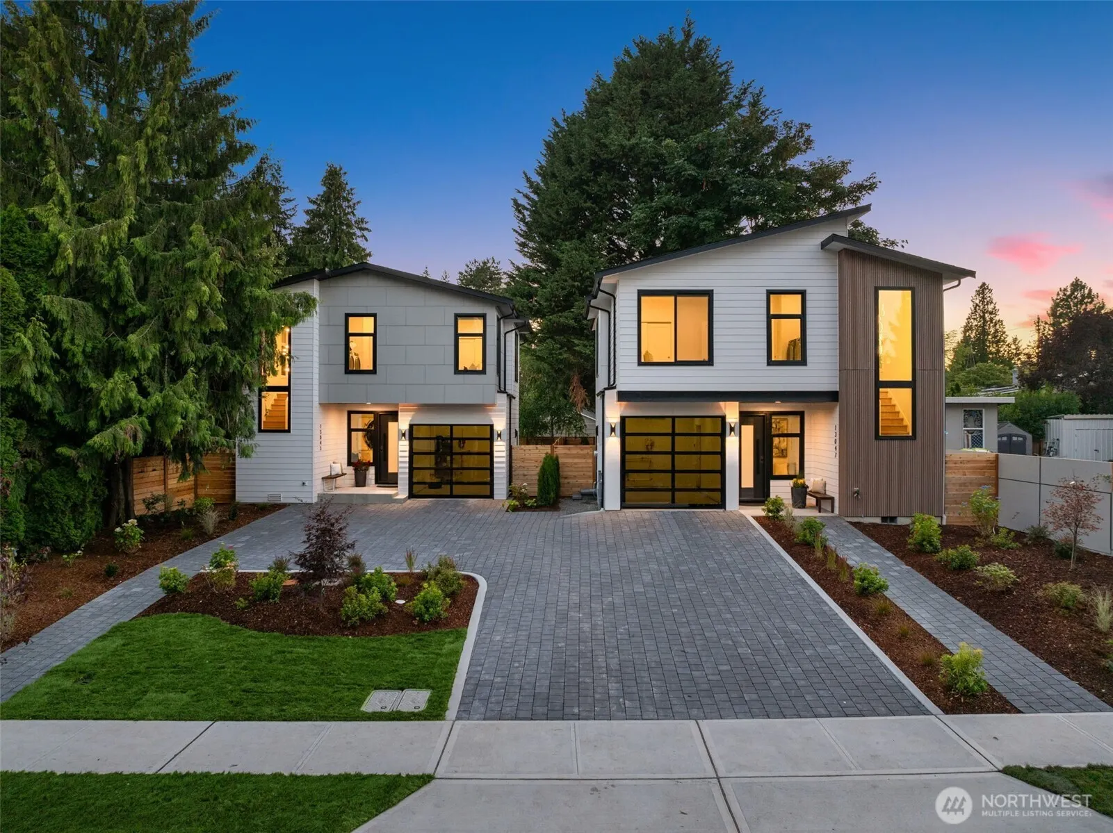 13043 111th Avenue NE, Kirkland, WA 98034