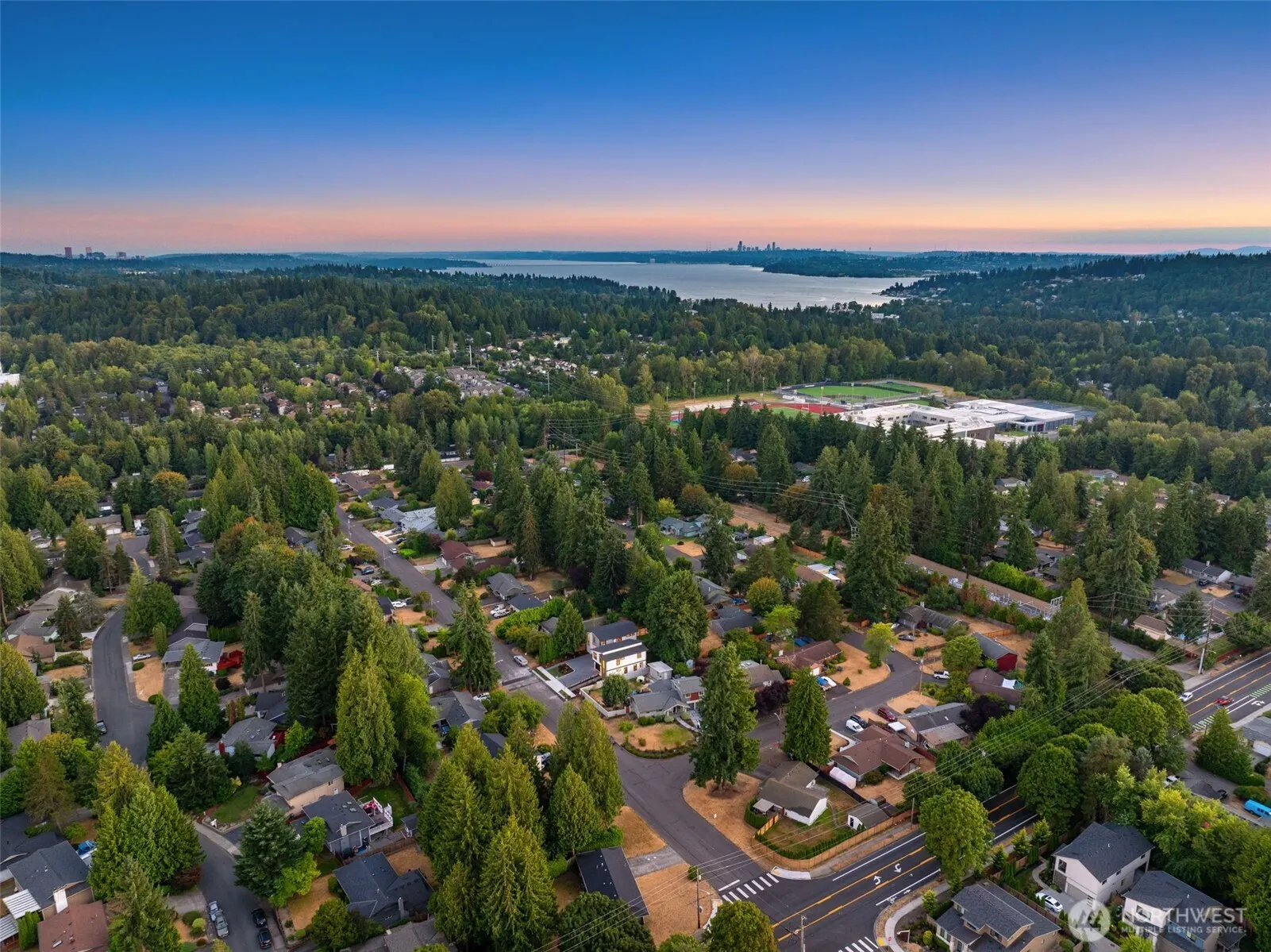 13043 111th Avenue NE, Kirkland, WA 98034