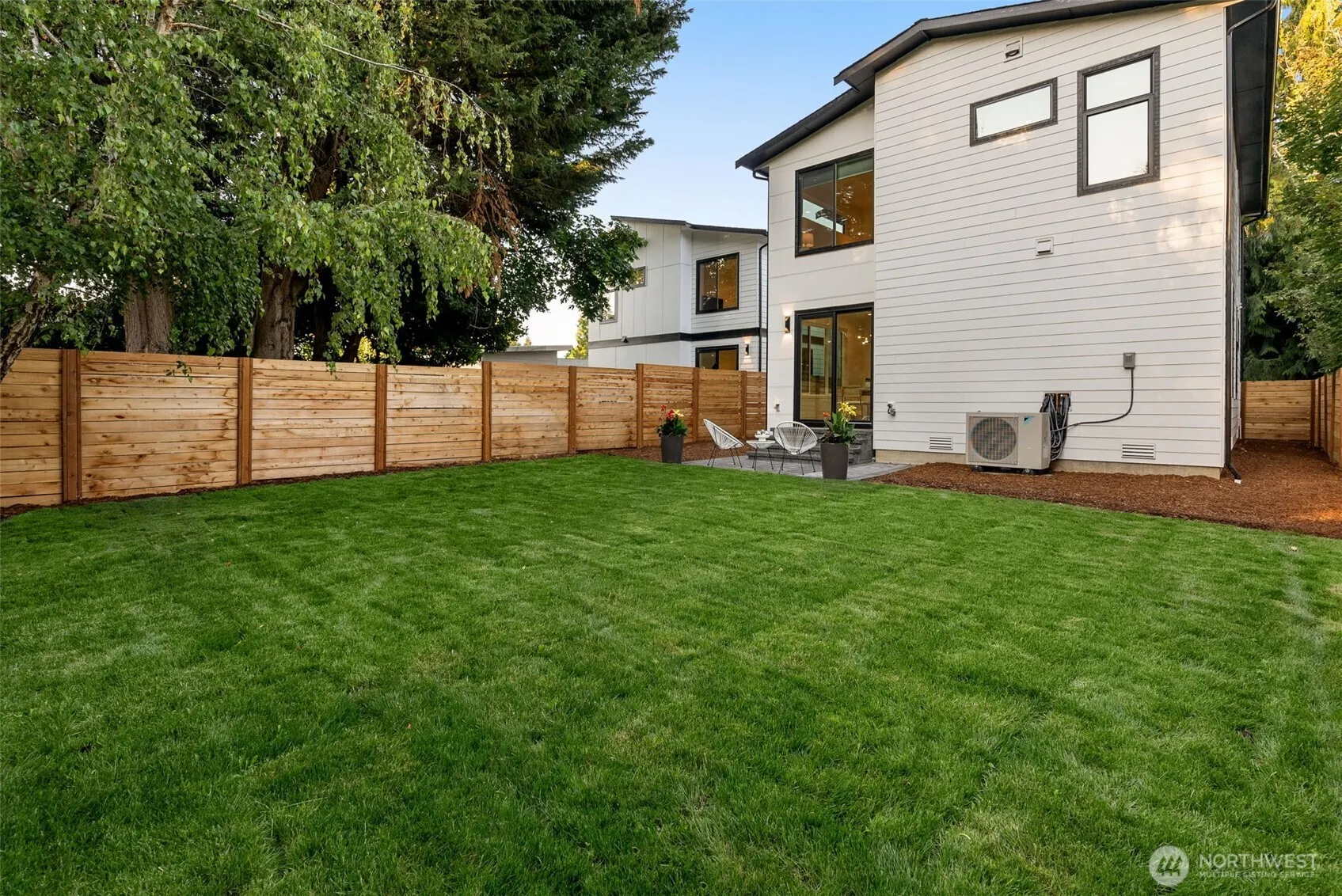 13043 111th Avenue NE, Kirkland, WA 98034