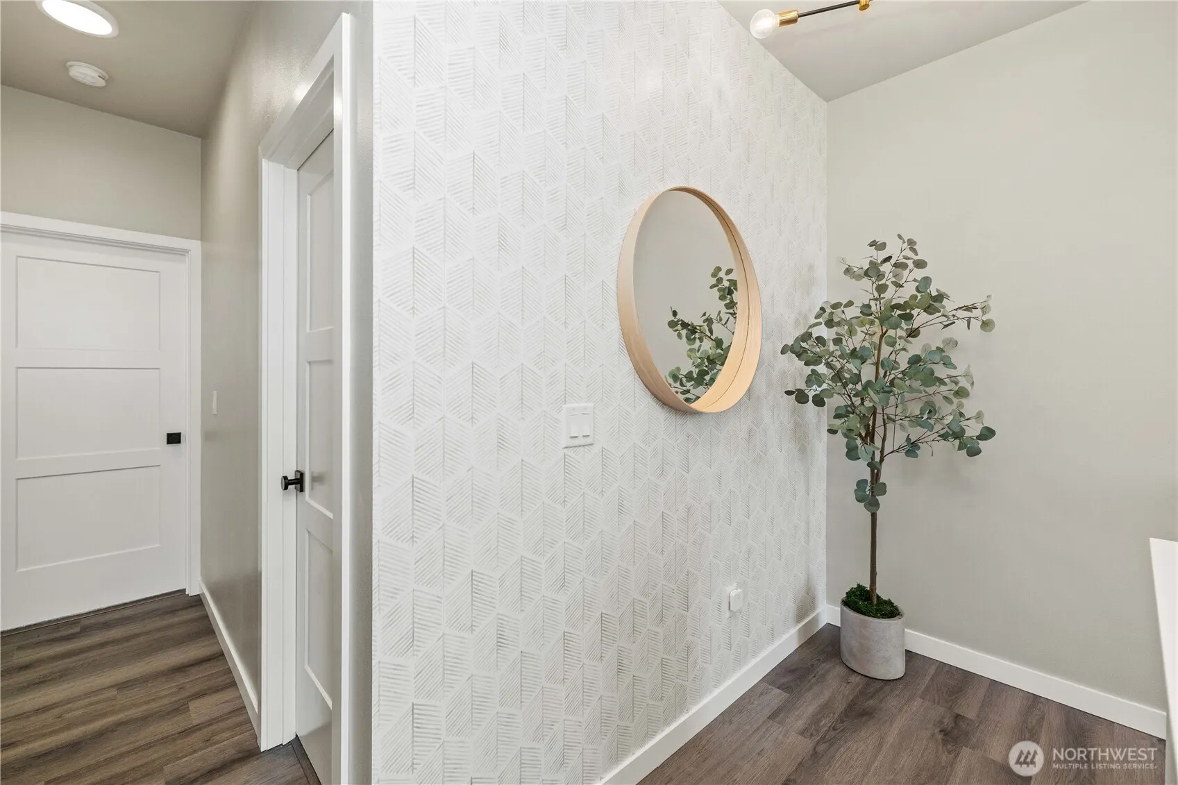 1208 Harrington Avenue NE, Renton, WA 98056