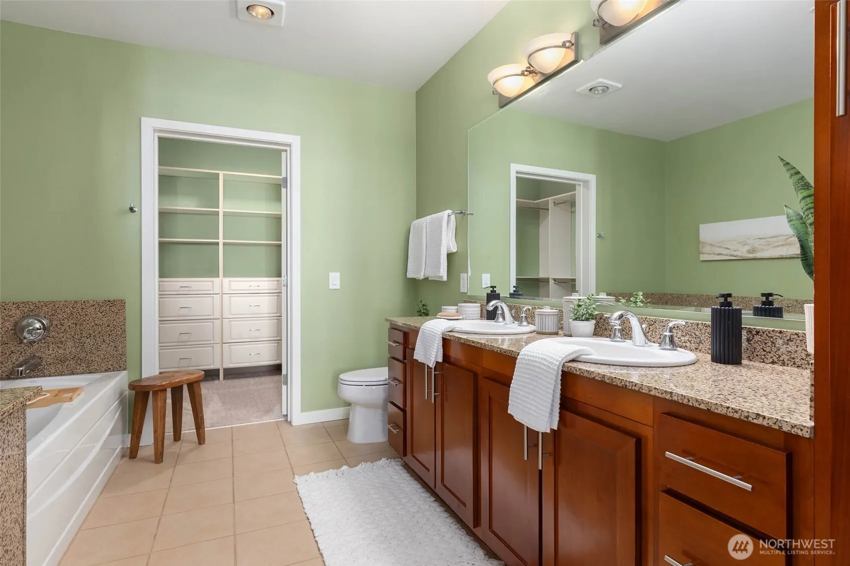 375 Kirkland Avenue #327, Kirkland, WA 98033