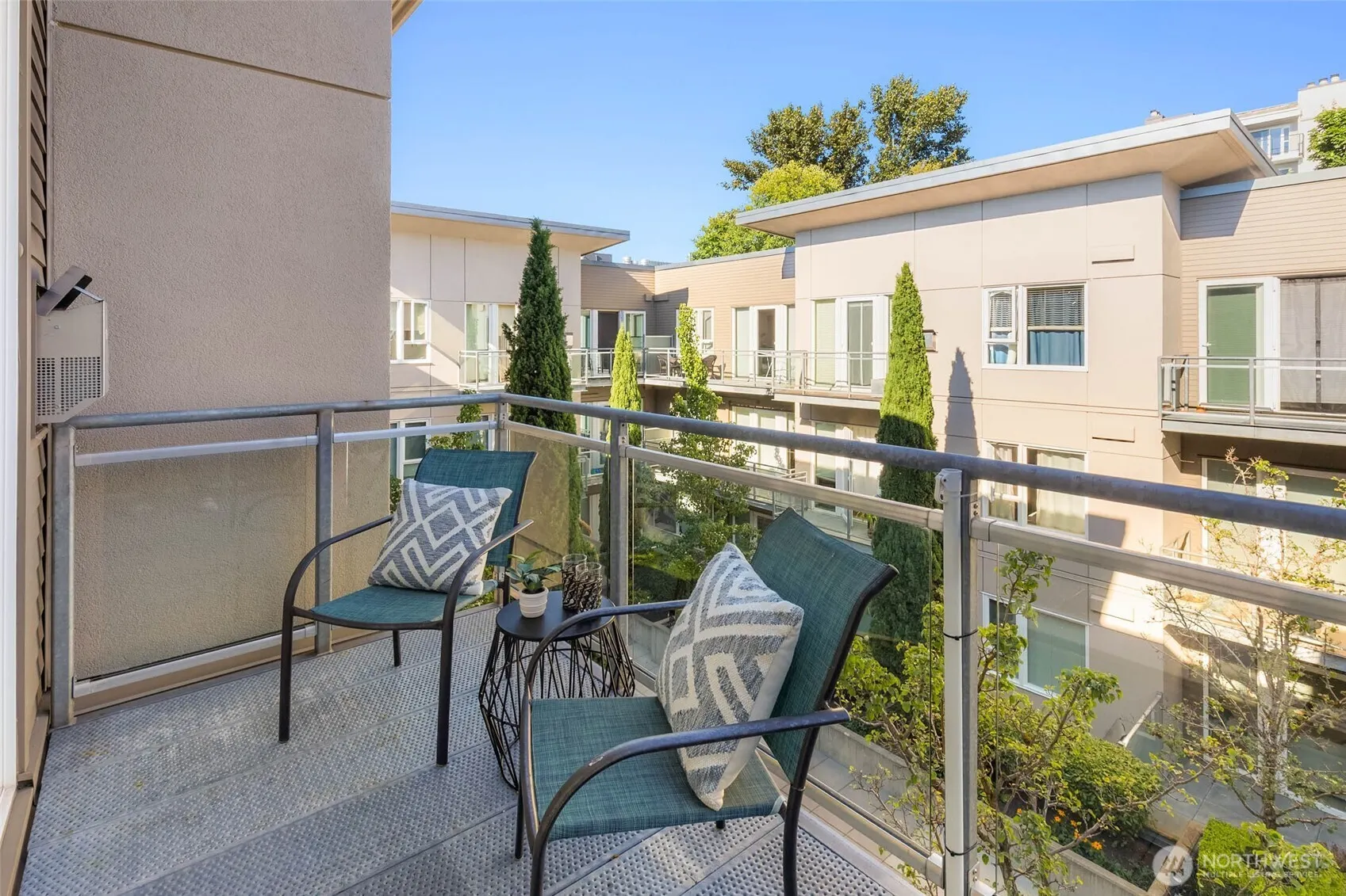 375 Kirkland Avenue #327, Kirkland, WA 98033