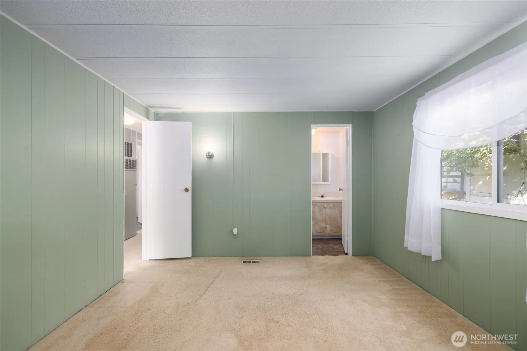 3333 228th Street SE #100, Bothell, WA 98021