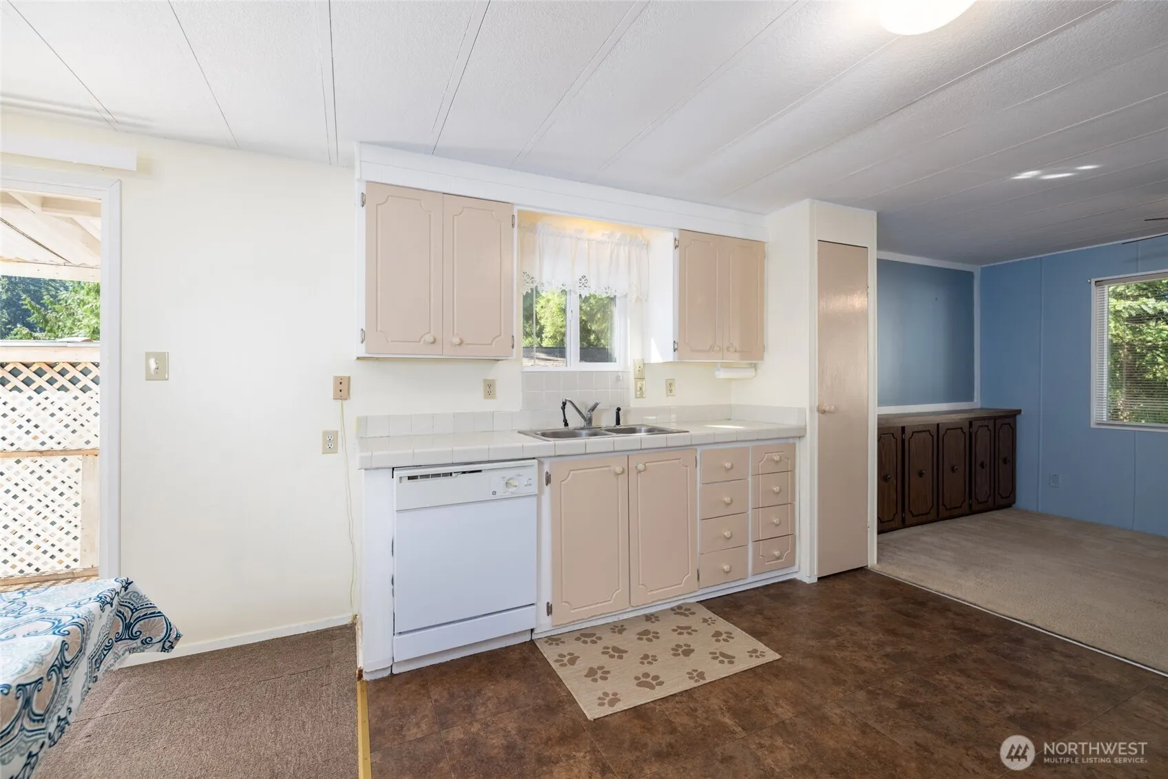3333 228th Street SE #100, Bothell, WA 98021
