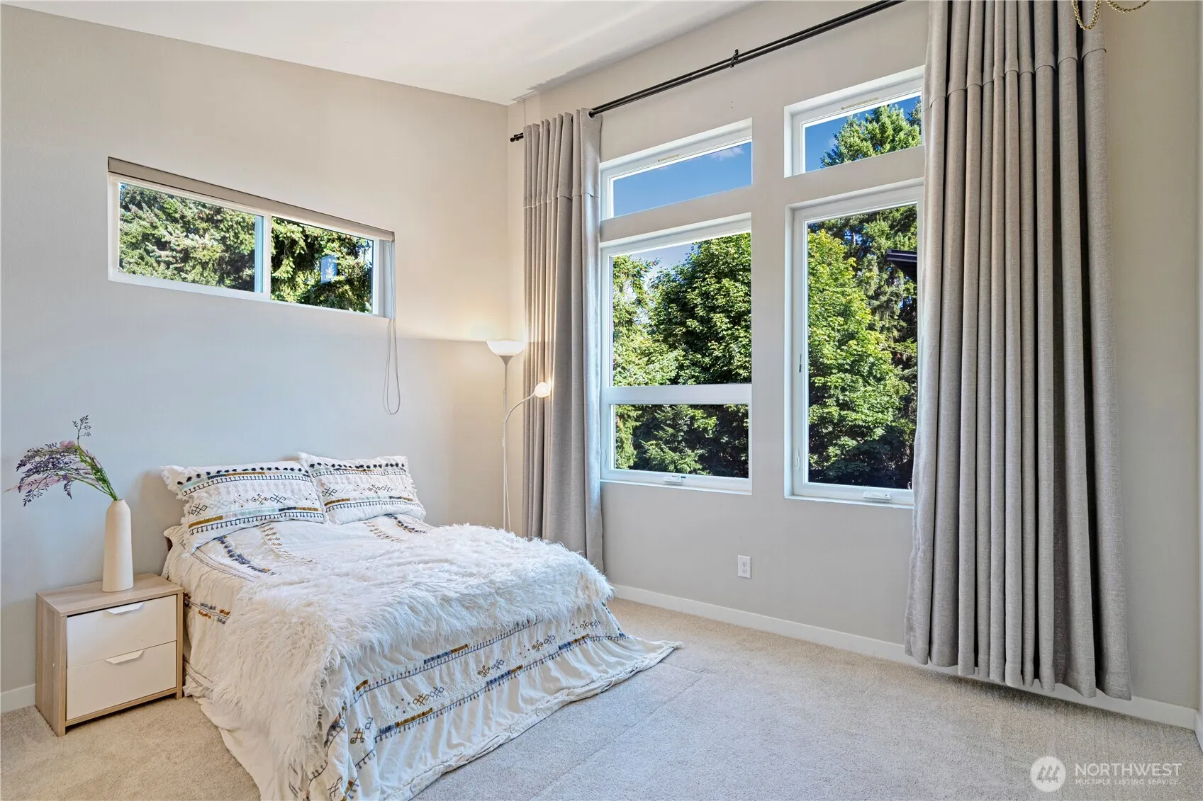 13905 NE 15th Court , Bellevue, WA 98005
