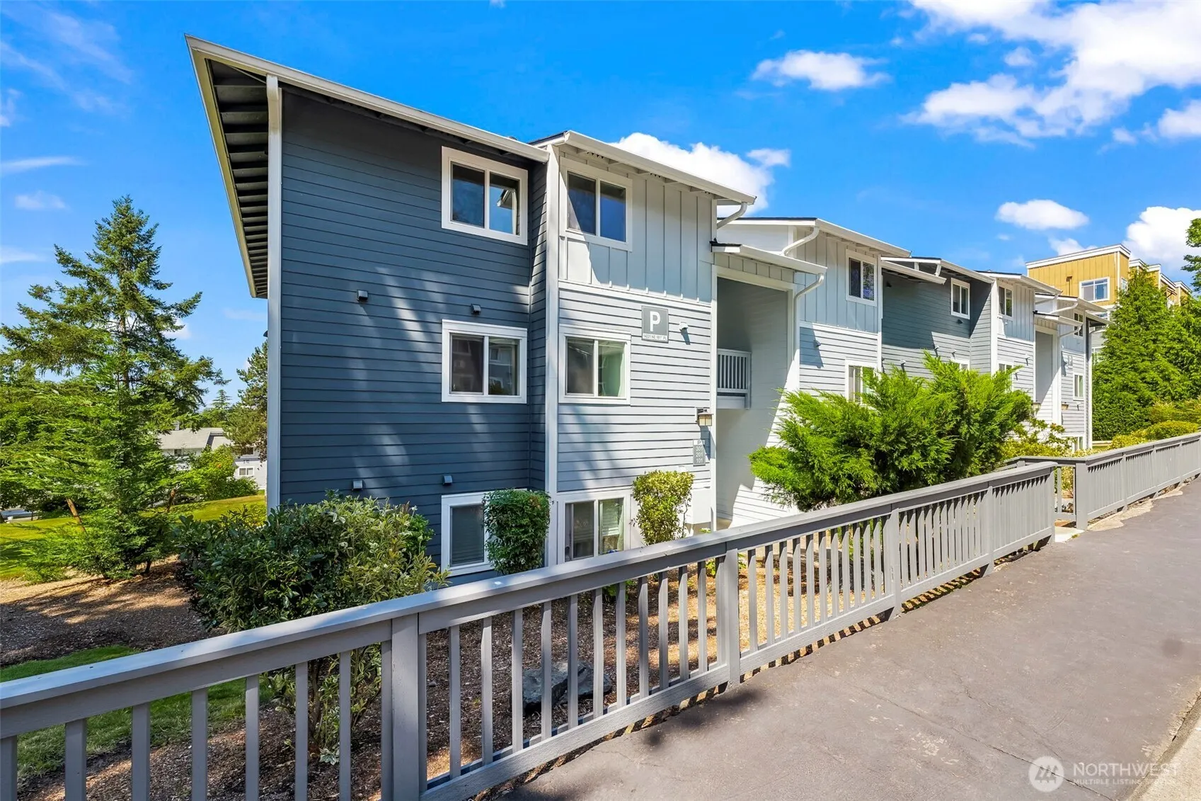 14221 NE 181st Place #P201, Woodinville, WA 98072
