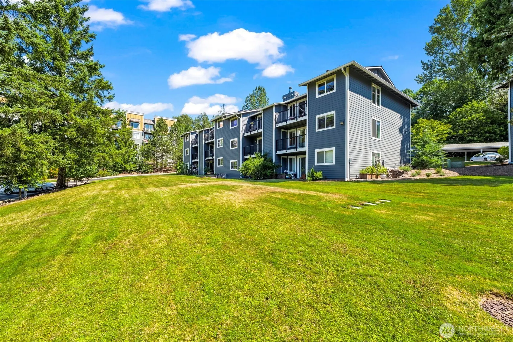 14221 NE 181st Place #P201, Woodinville, WA 98072