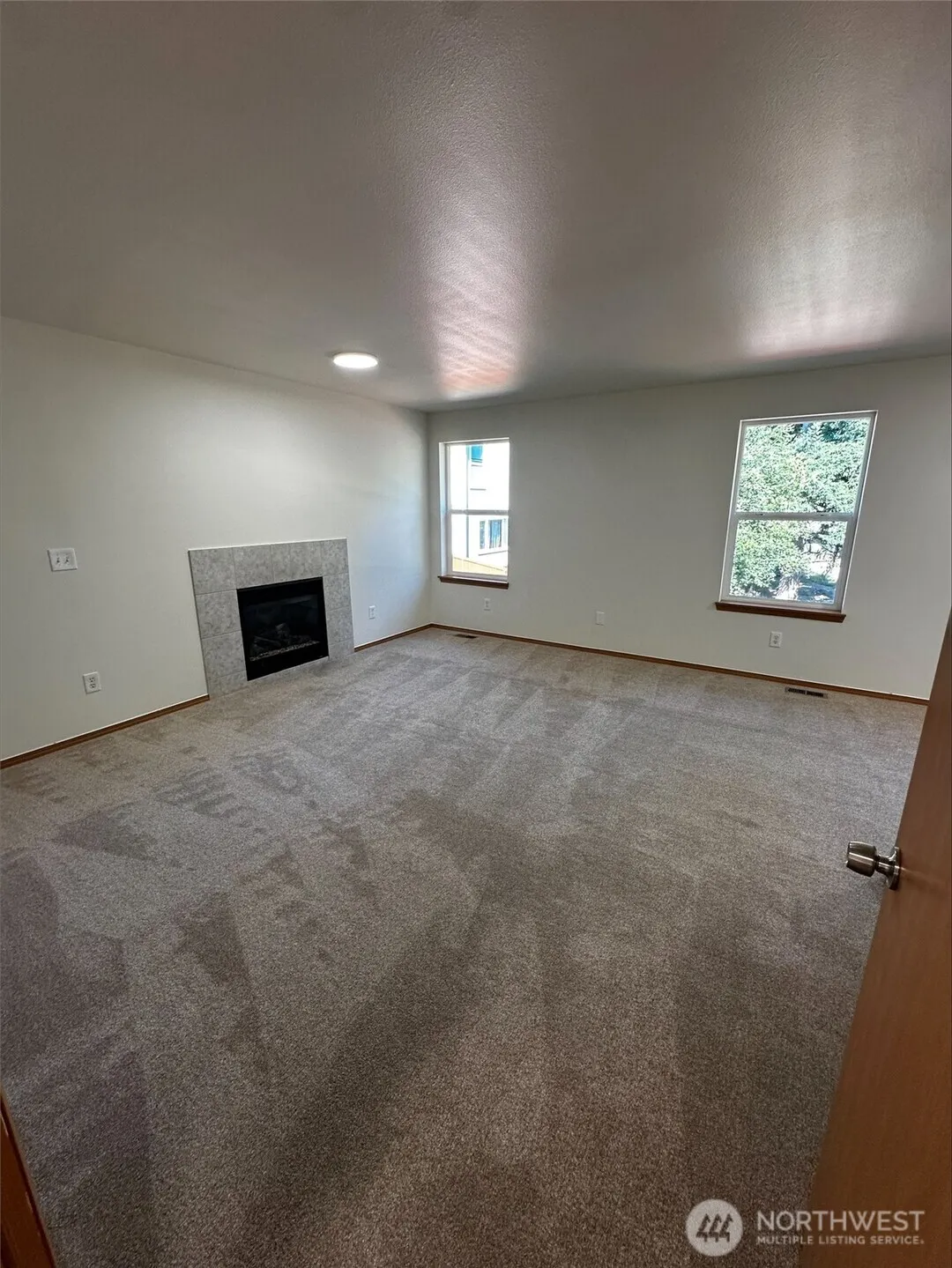 19352 114th Place SE, Kent, WA 98031