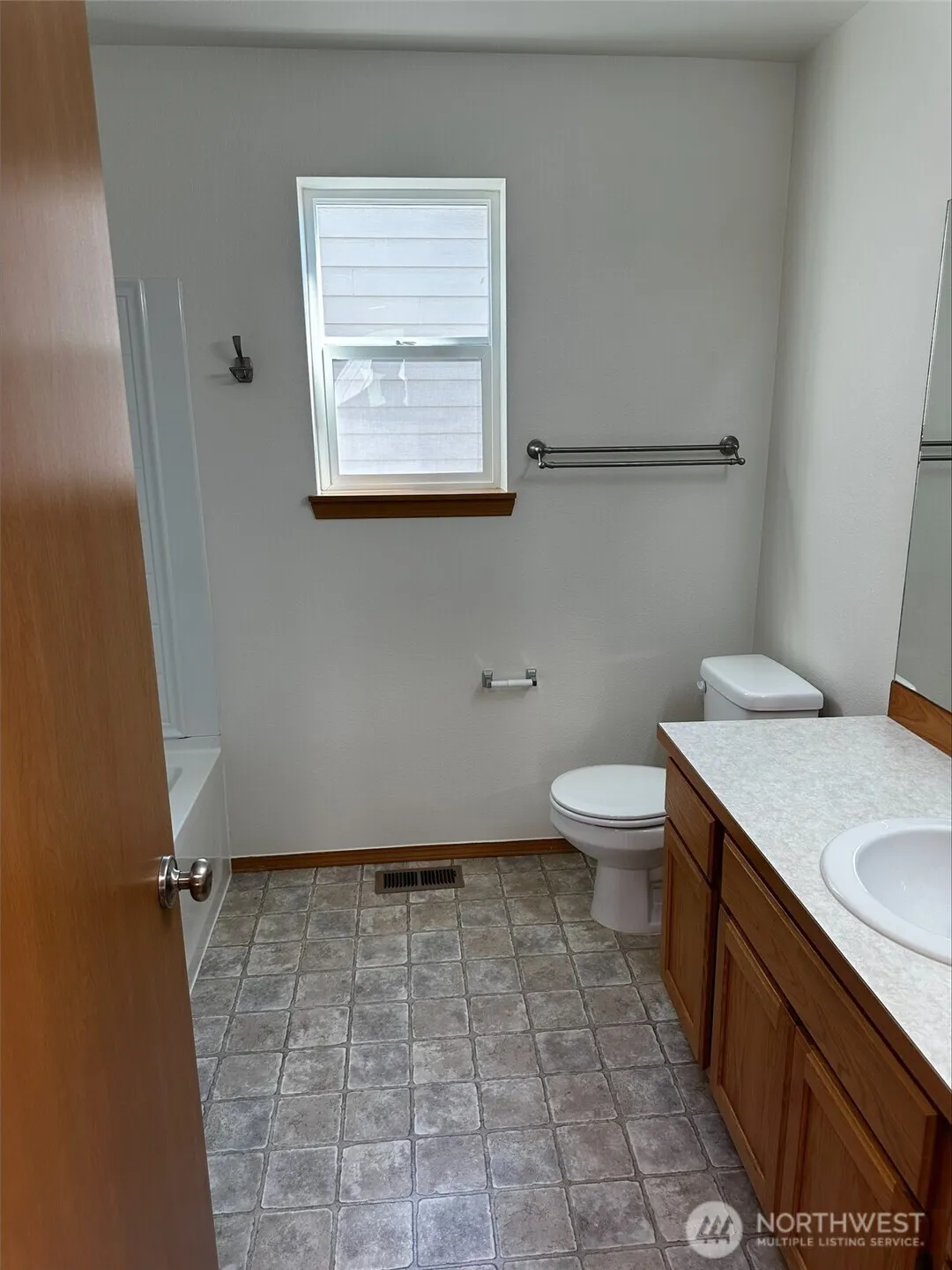 19352 114th Place SE, Kent, WA 98031