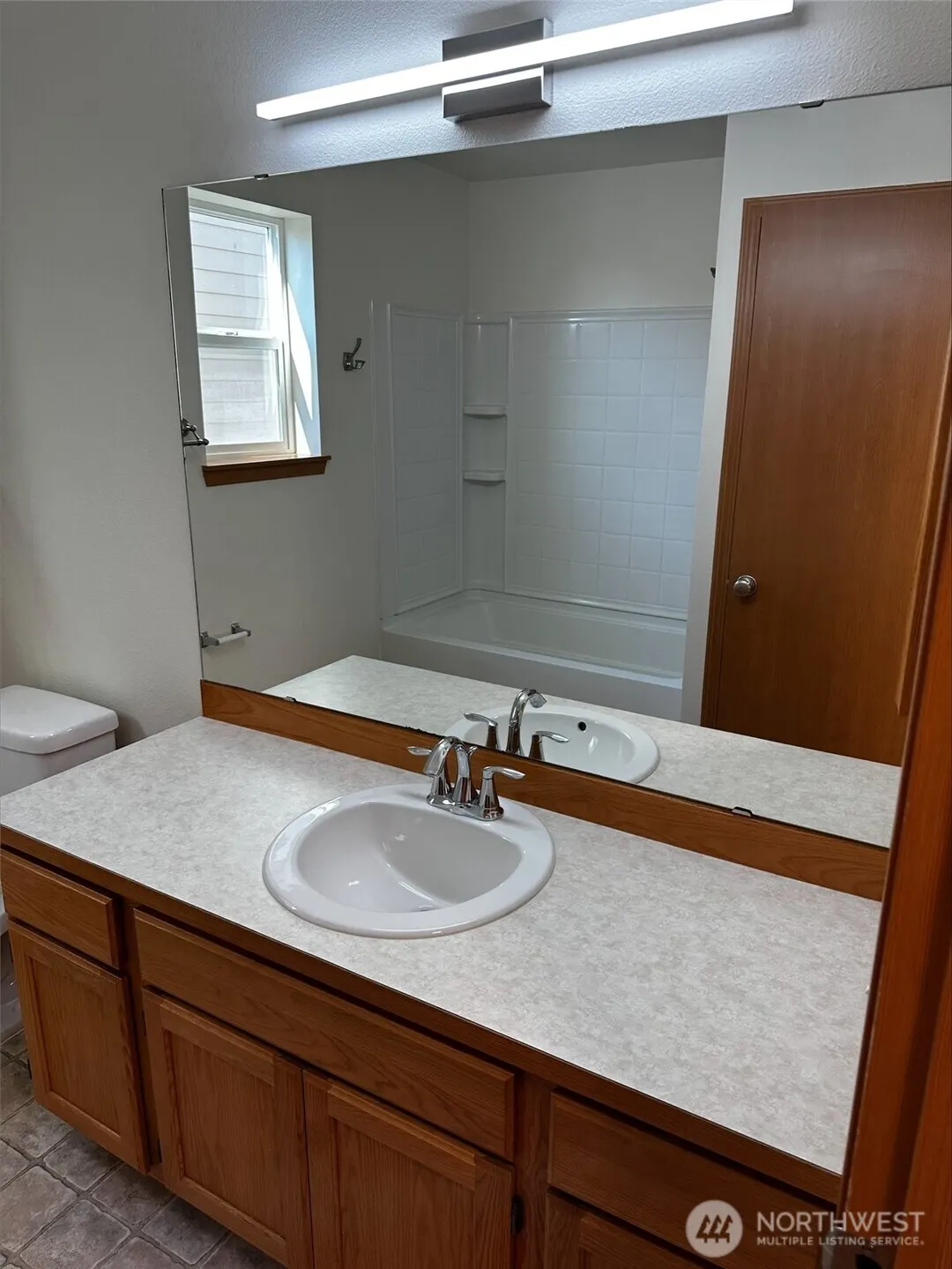 19352 114th Place SE, Kent, WA 98031