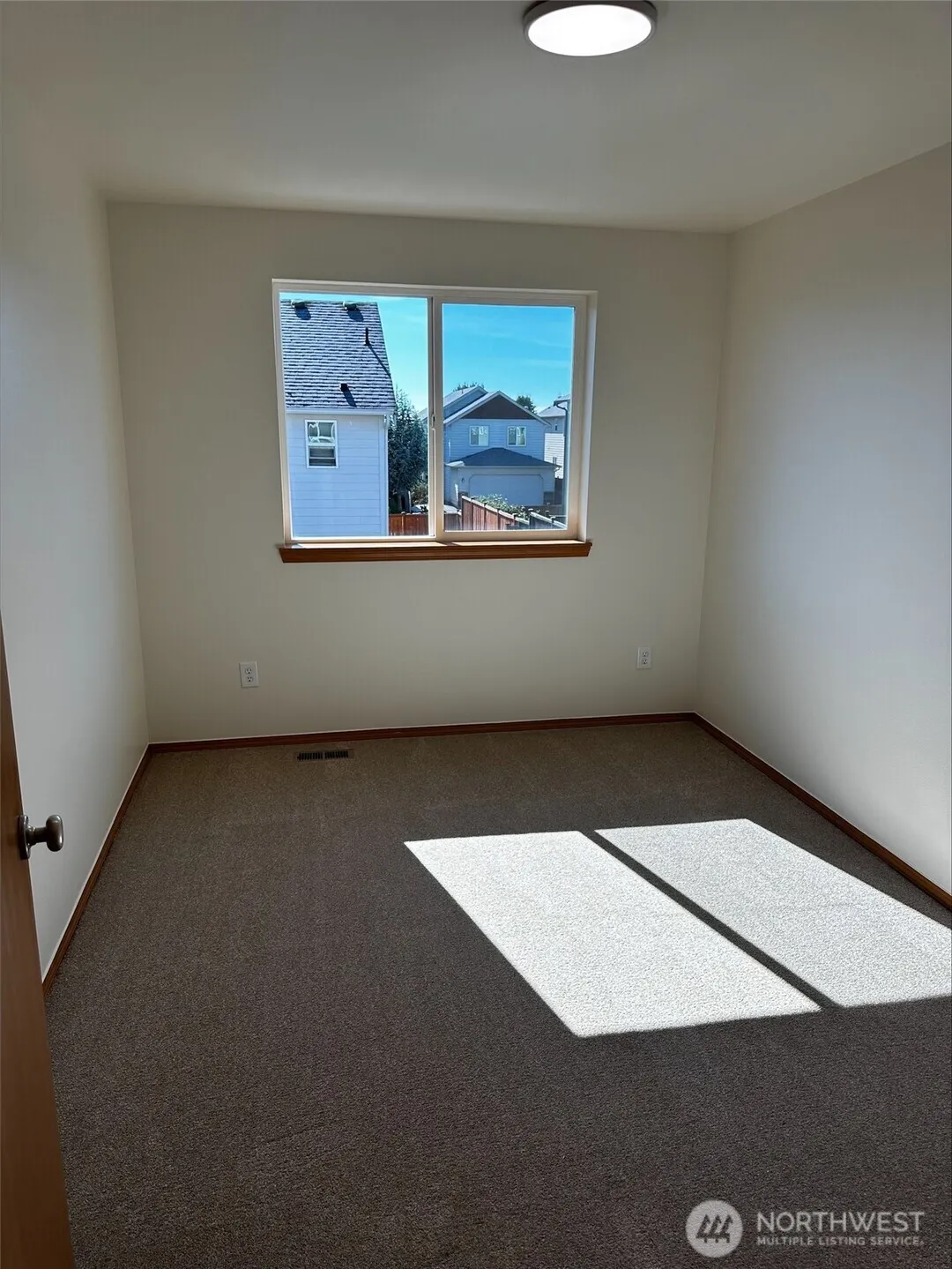 19352 114th Place SE, Kent, WA 98031