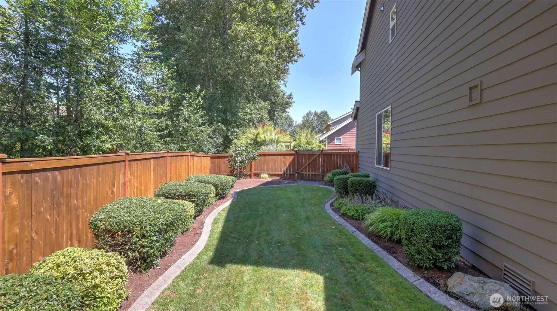 5120 NE 9th Place , Renton, WA 98059