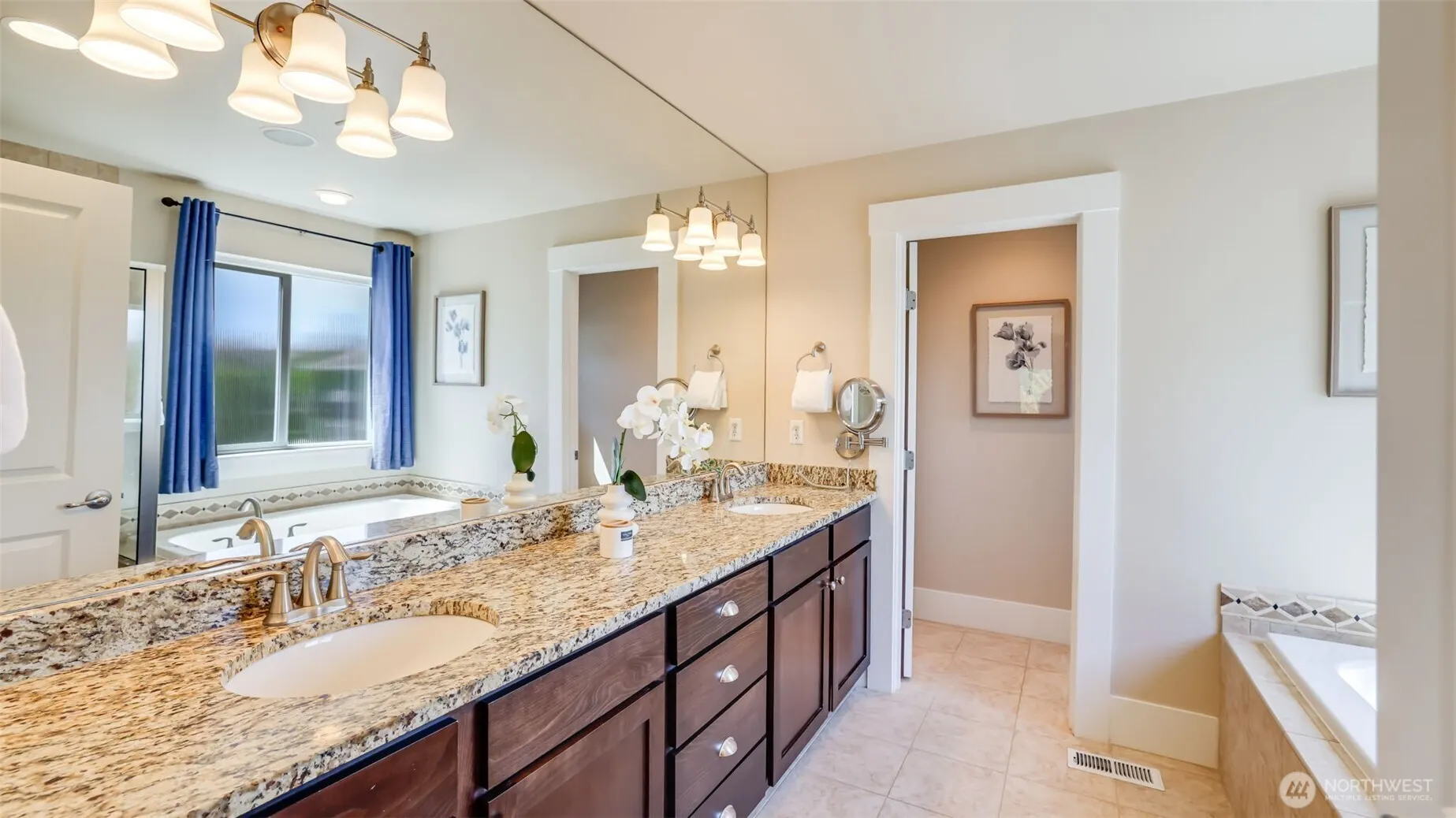 5120 NE 9th Place , Renton, WA 98059