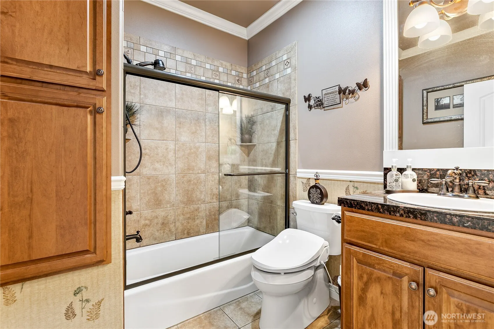 28208 183rd Avenue SE, Kent, WA 98042