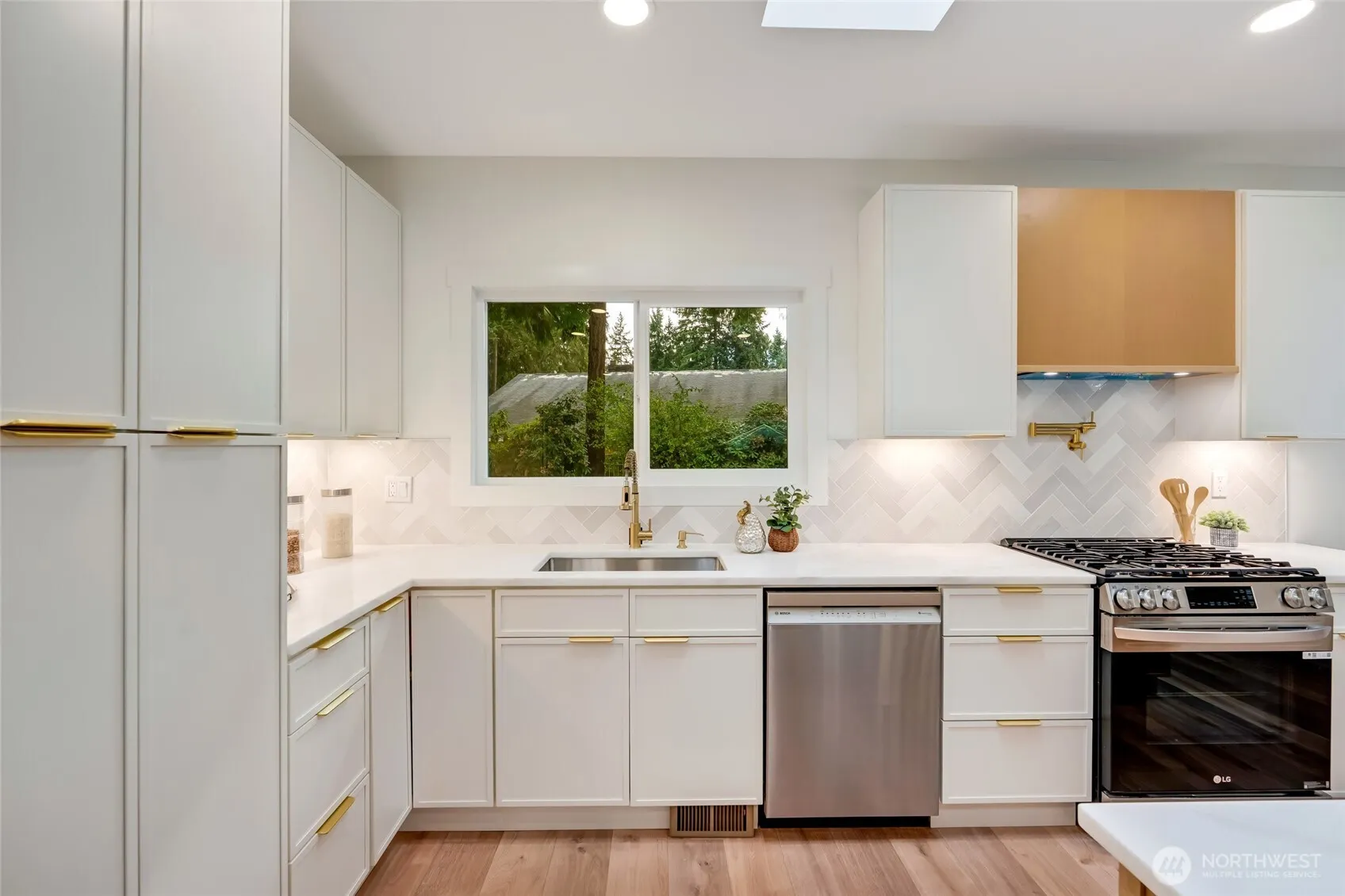 14413 118th Avenue NE, Kirkland, WA 98034