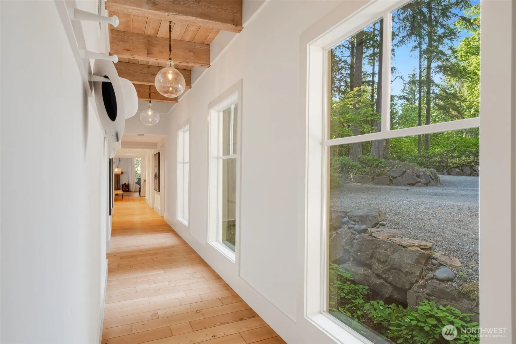 21819 SE 13th Place , Sammamish, WA 98075