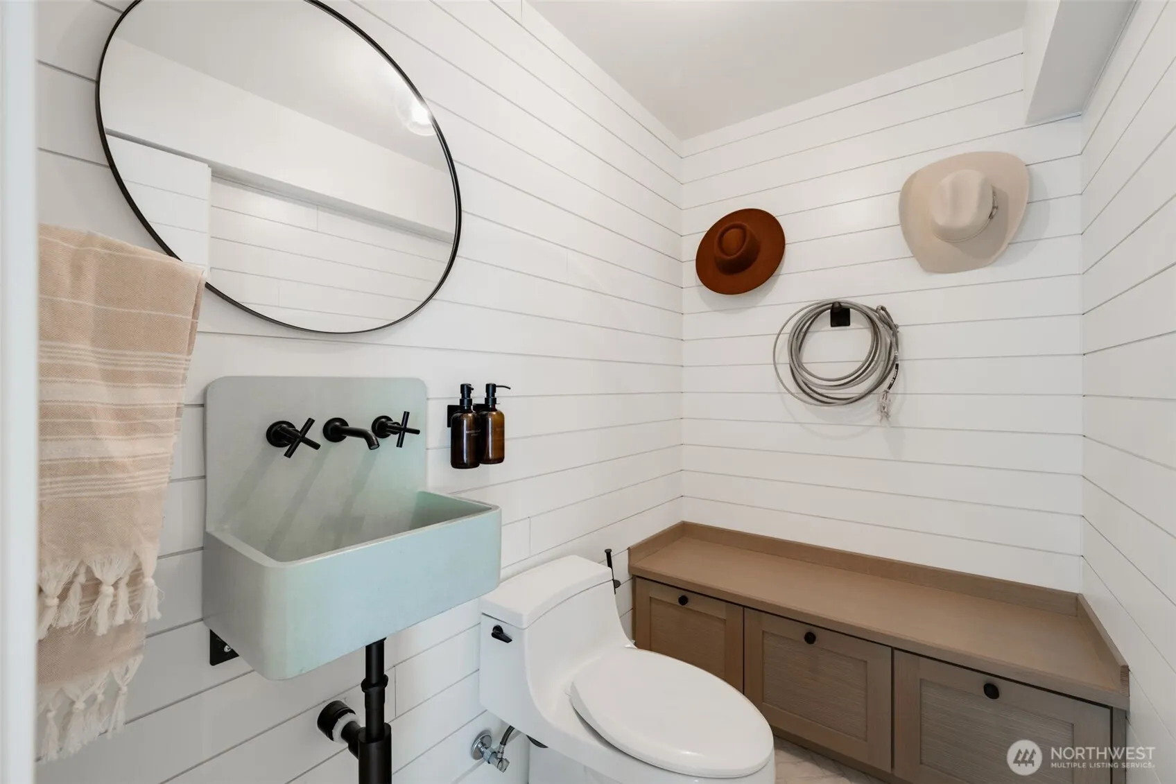 21819 SE 13th Place , Sammamish, WA 98075