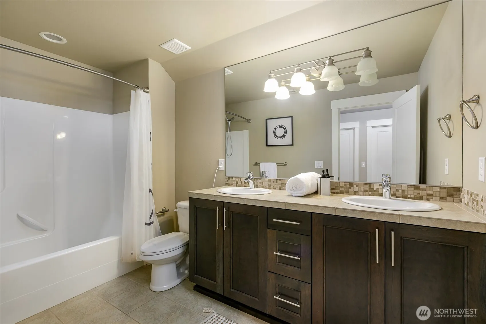 10905 102nd Avenue NE, Kirkland, WA 98033