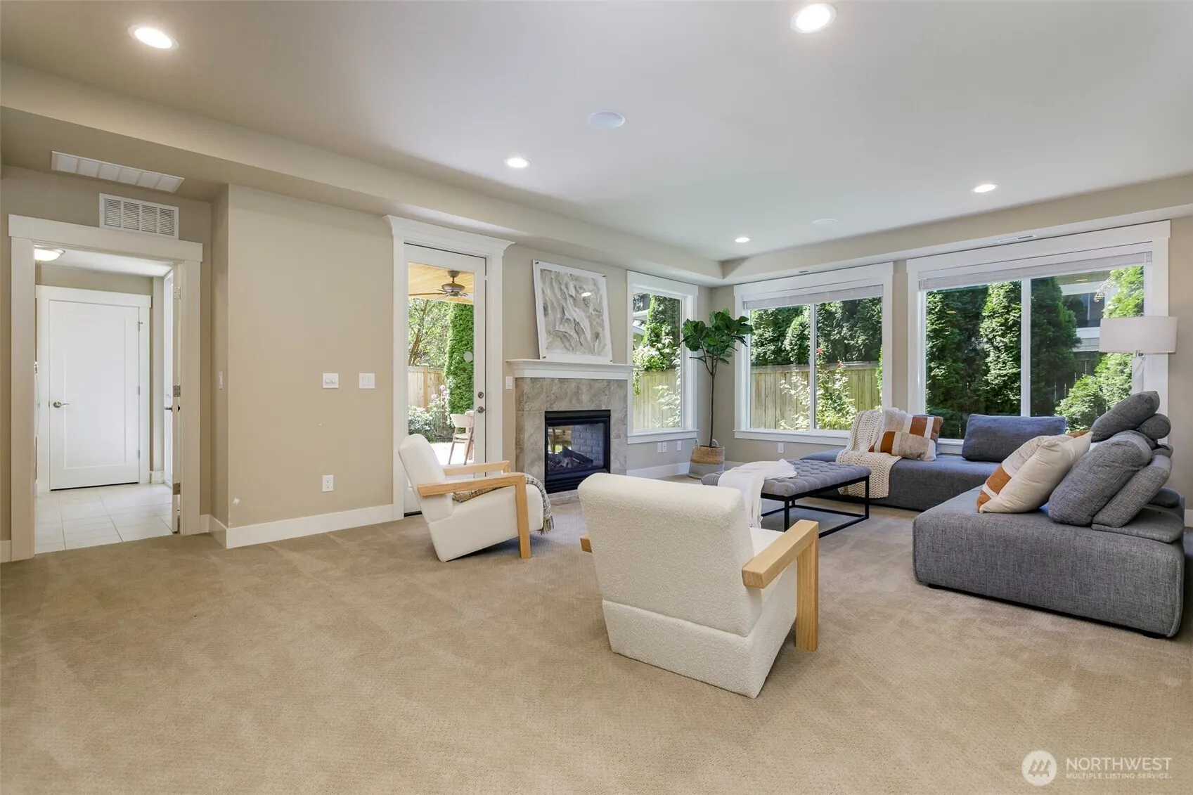10905 102nd Avenue NE, Kirkland, WA 98033