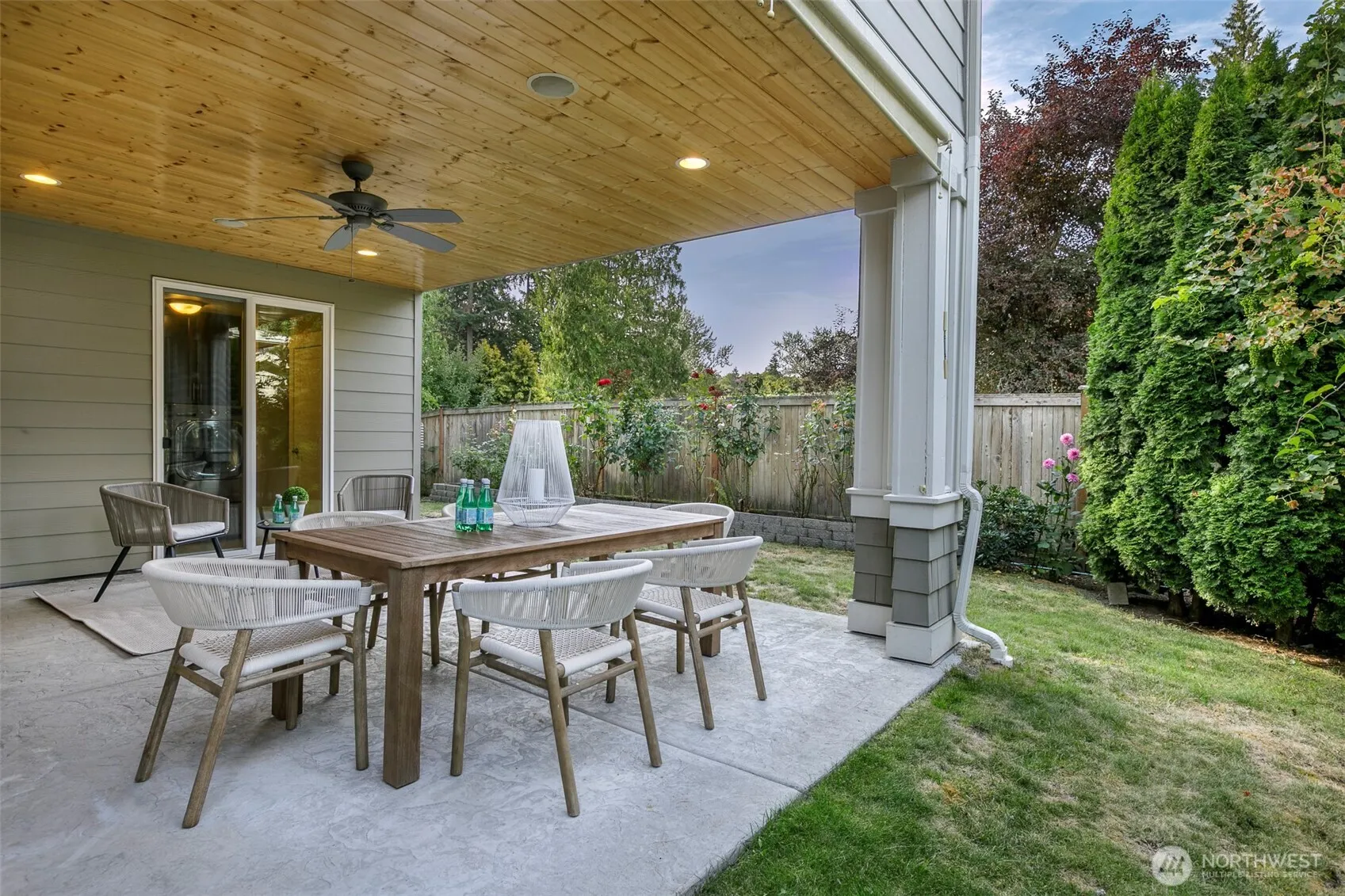 10905 102nd Avenue NE, Kirkland, WA 98033