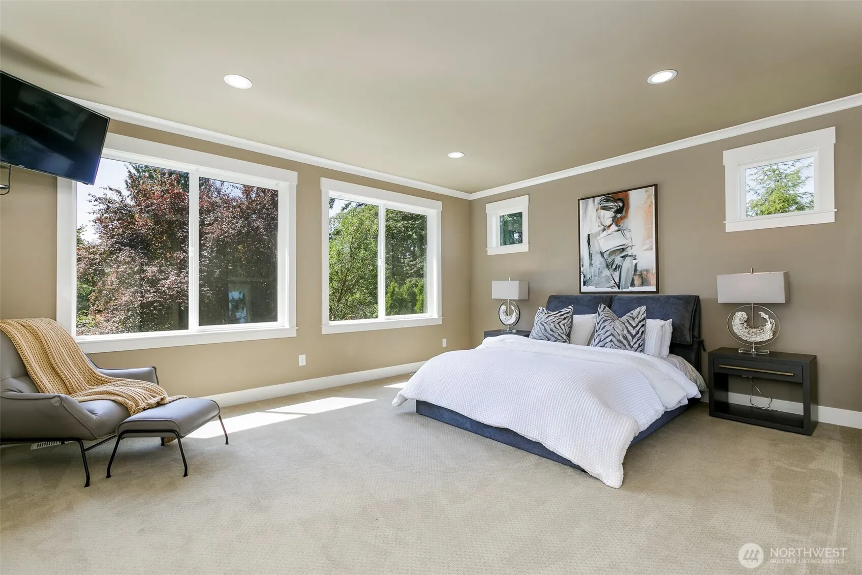 10905 102nd Avenue NE, Kirkland, WA 98033