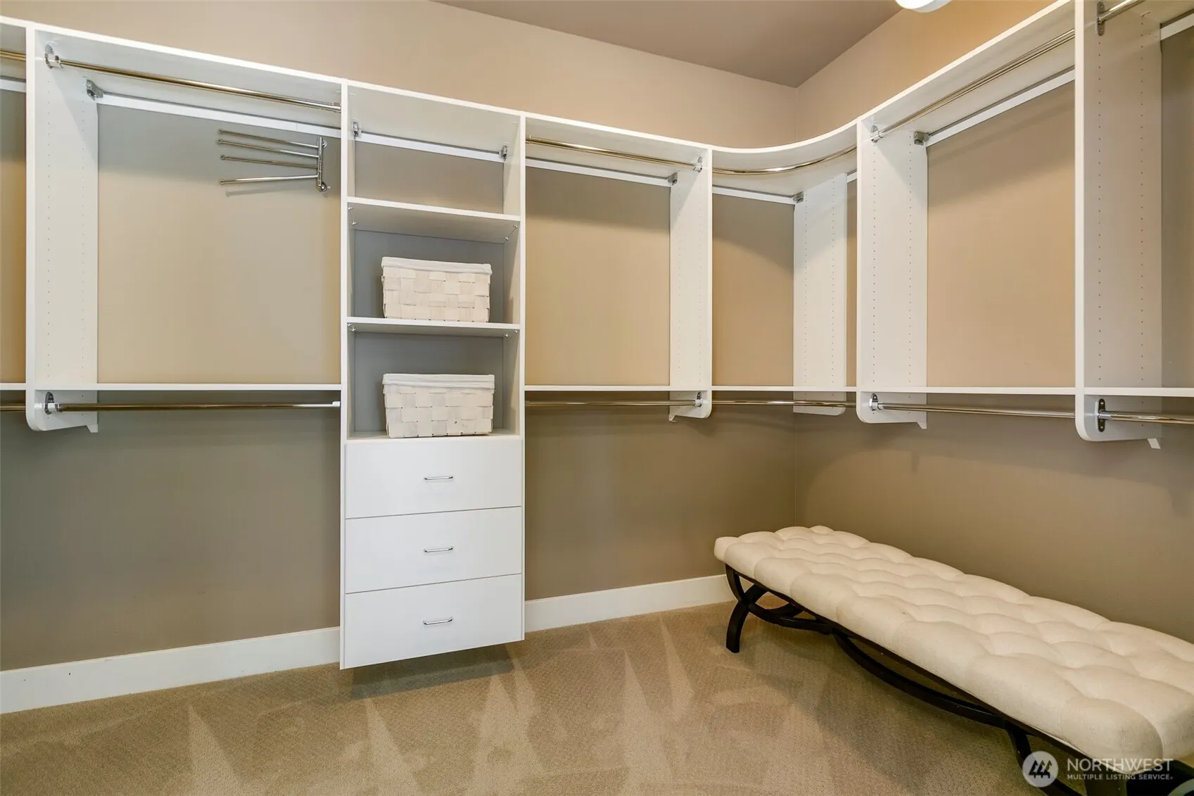 10905 102nd Avenue NE, Kirkland, WA 98033