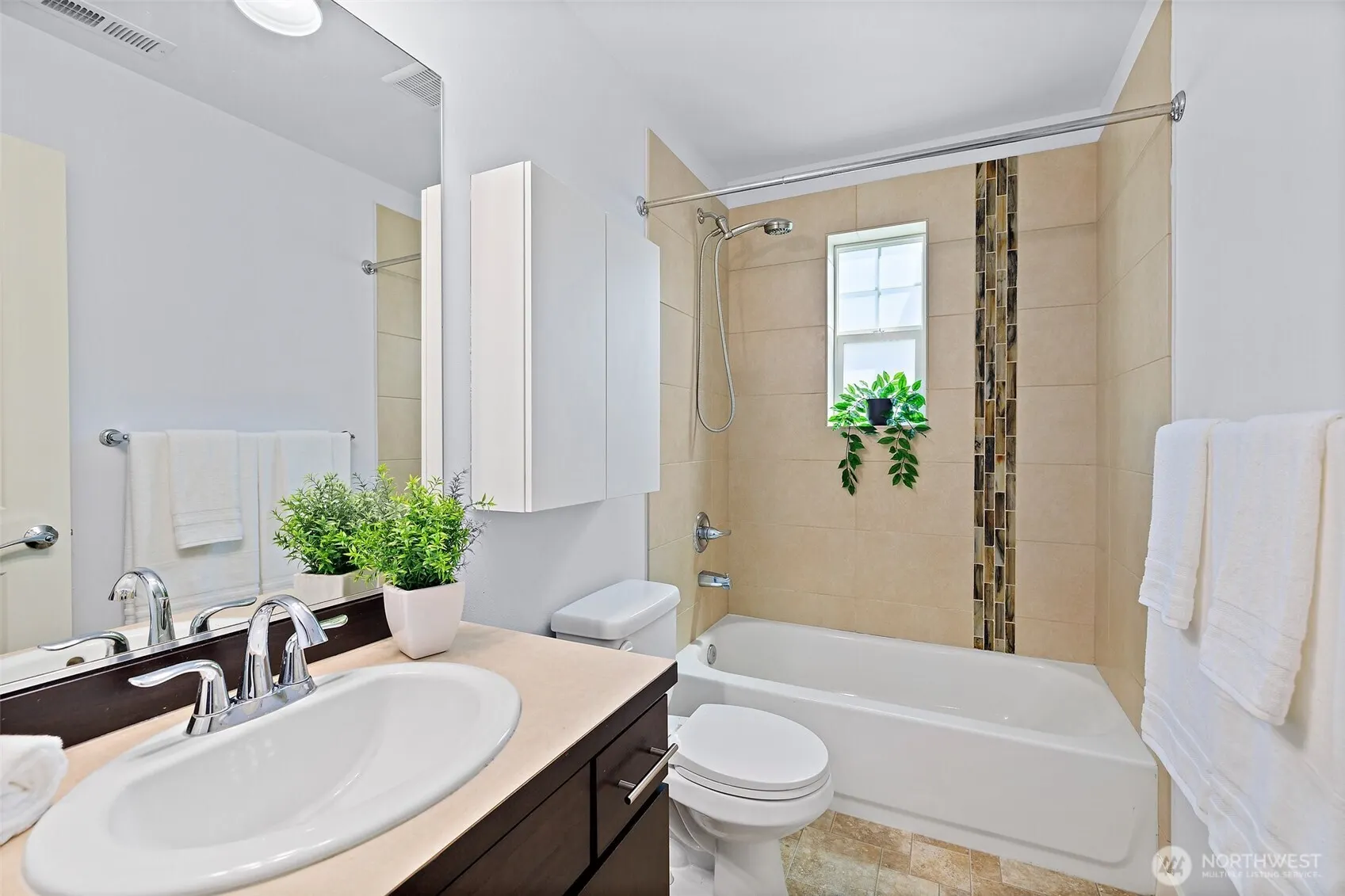 316 NE Eagle Way , Issaquah, WA 98029