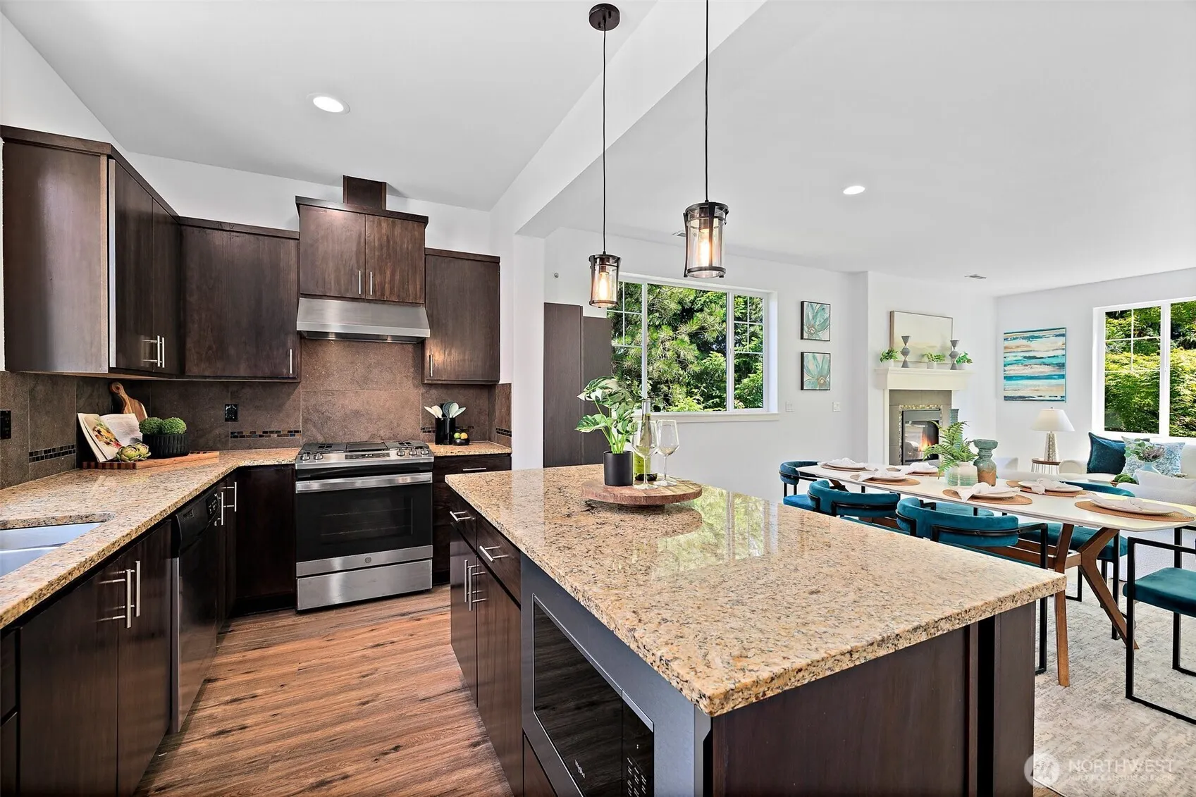 316 NE Eagle Way , Issaquah, WA 98029