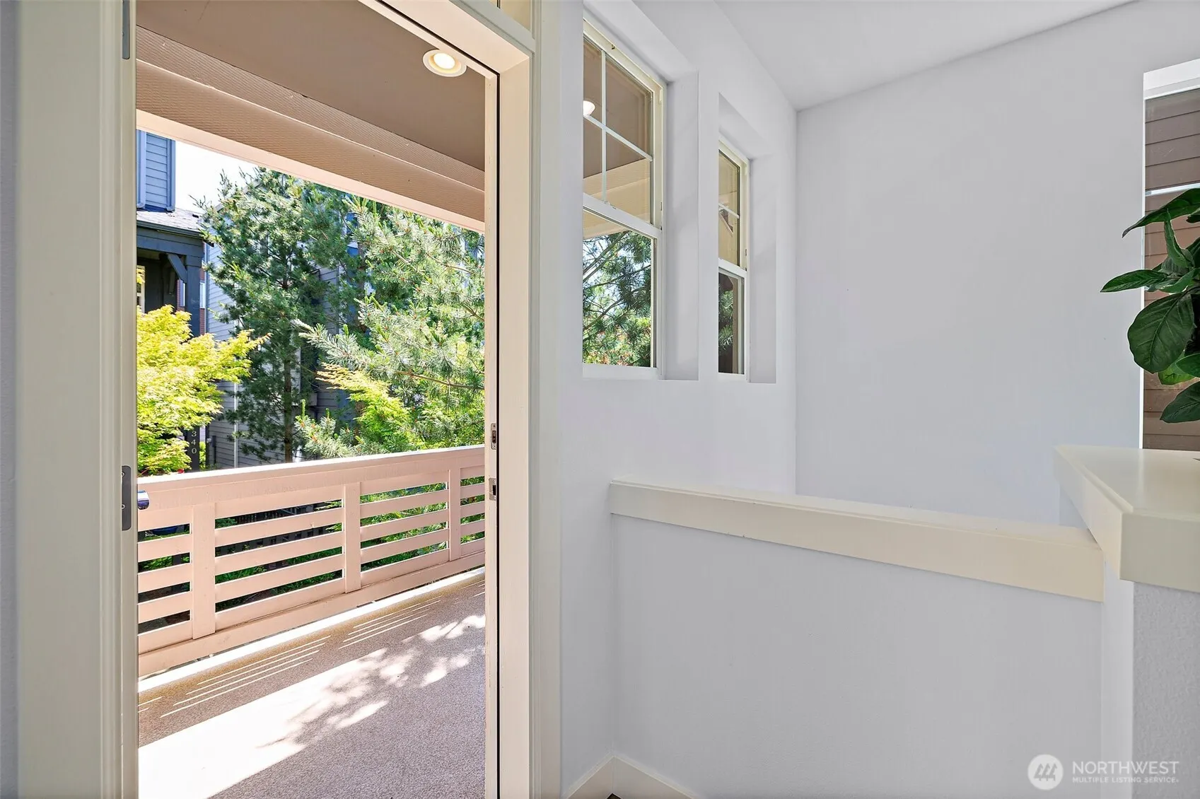 316 NE Eagle Way , Issaquah, WA 98029