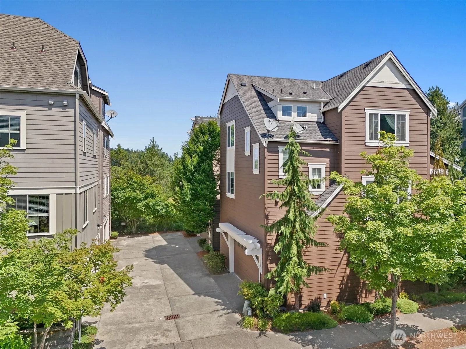 316 NE Eagle Way , Issaquah, WA 98029