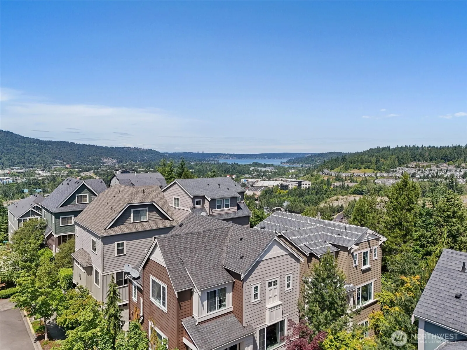 316 NE Eagle Way , Issaquah, WA 98029