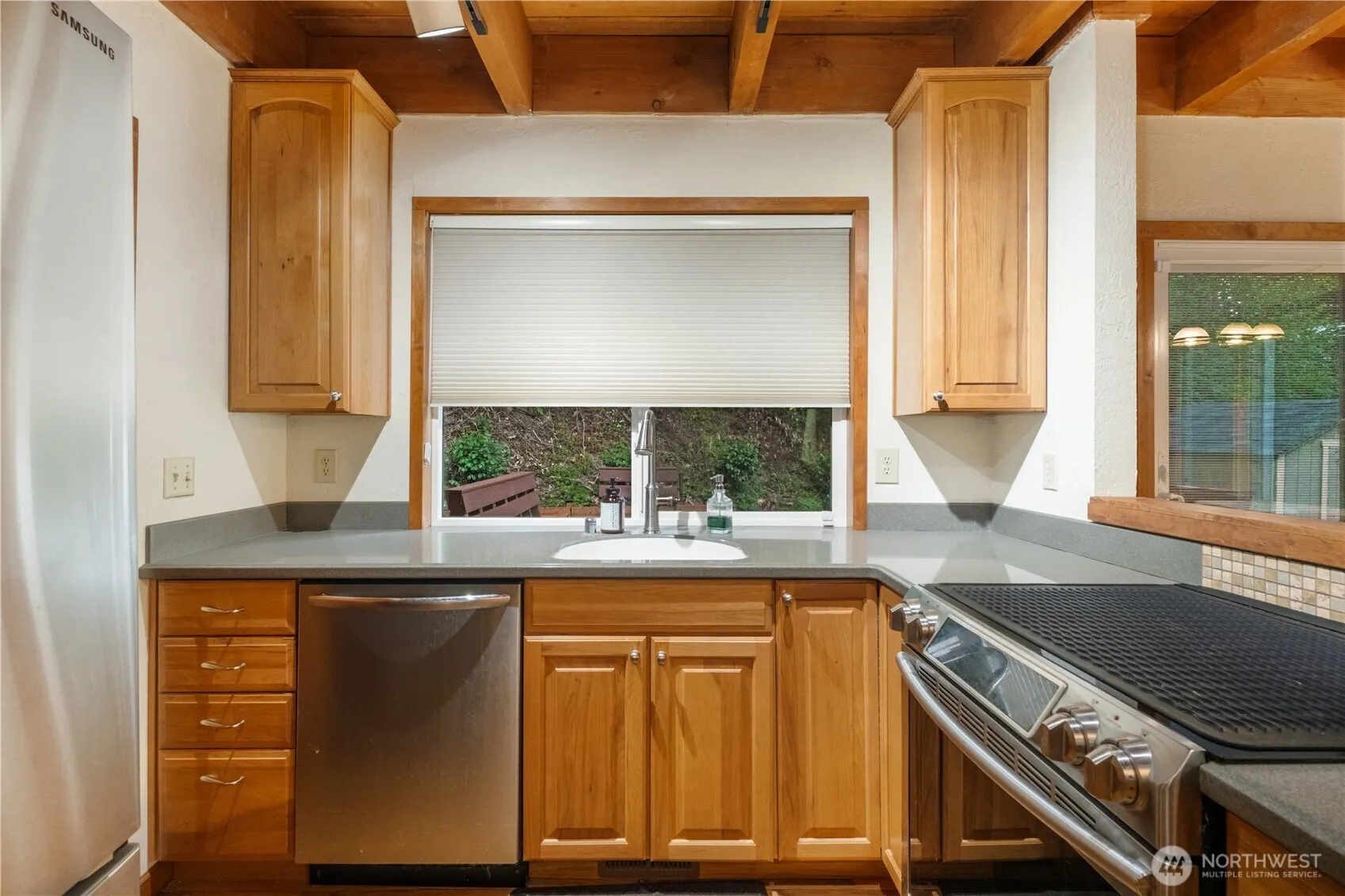 15613 230th Avenue SE, Issaquah, WA 98027
