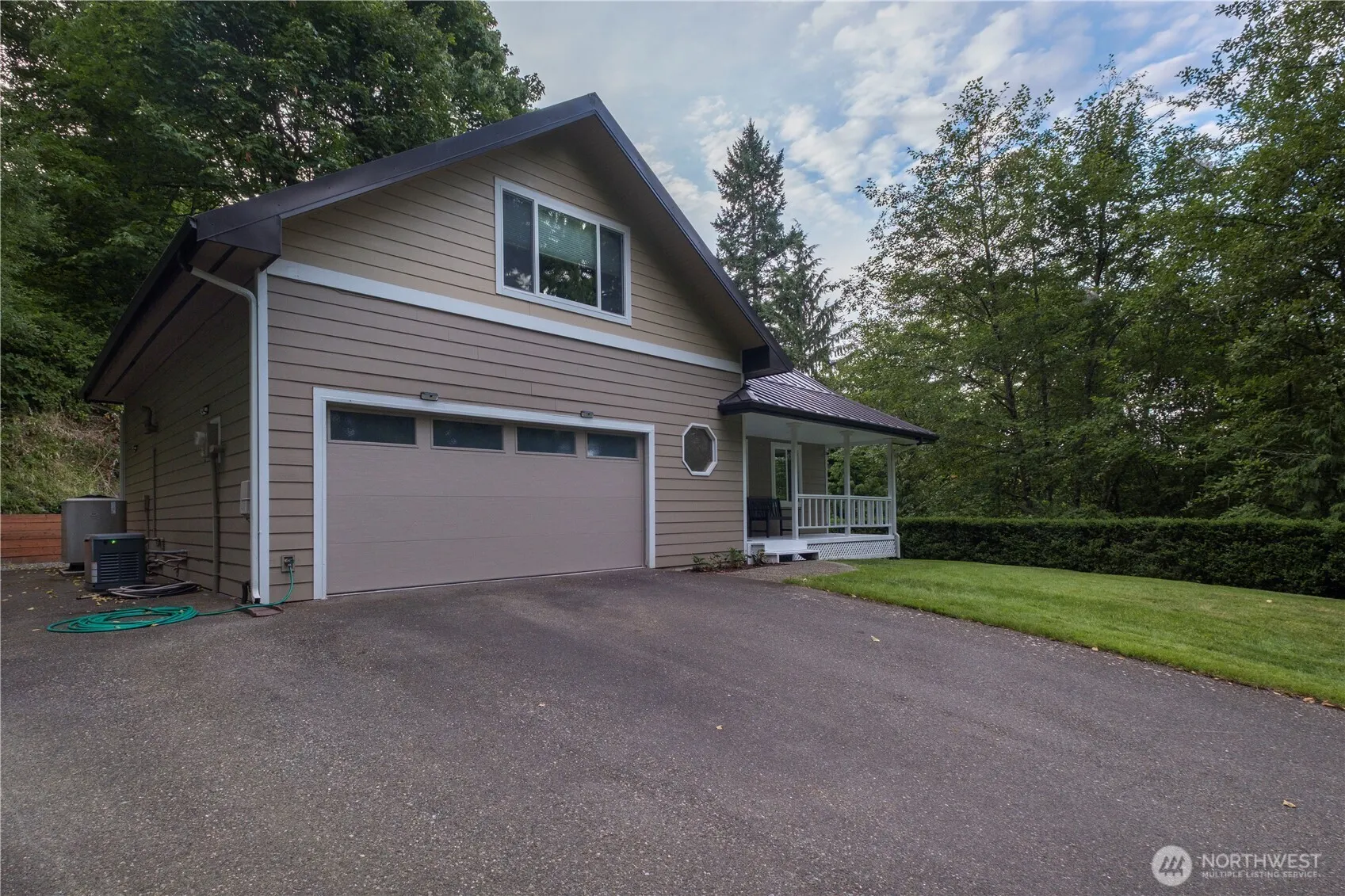 15613 230th Avenue SE, Issaquah, WA 98027