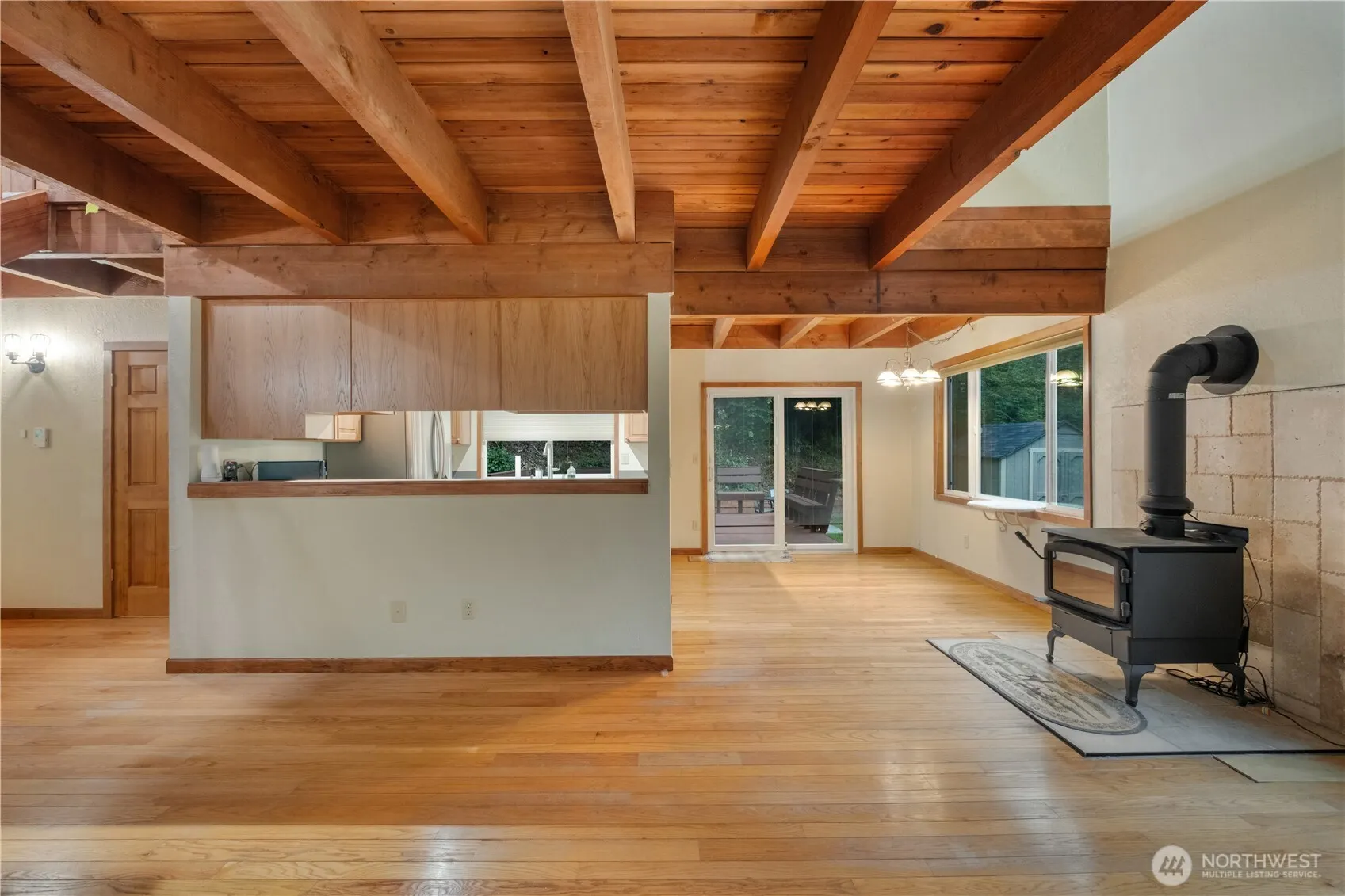 15613 230th Avenue SE, Issaquah, WA 98027