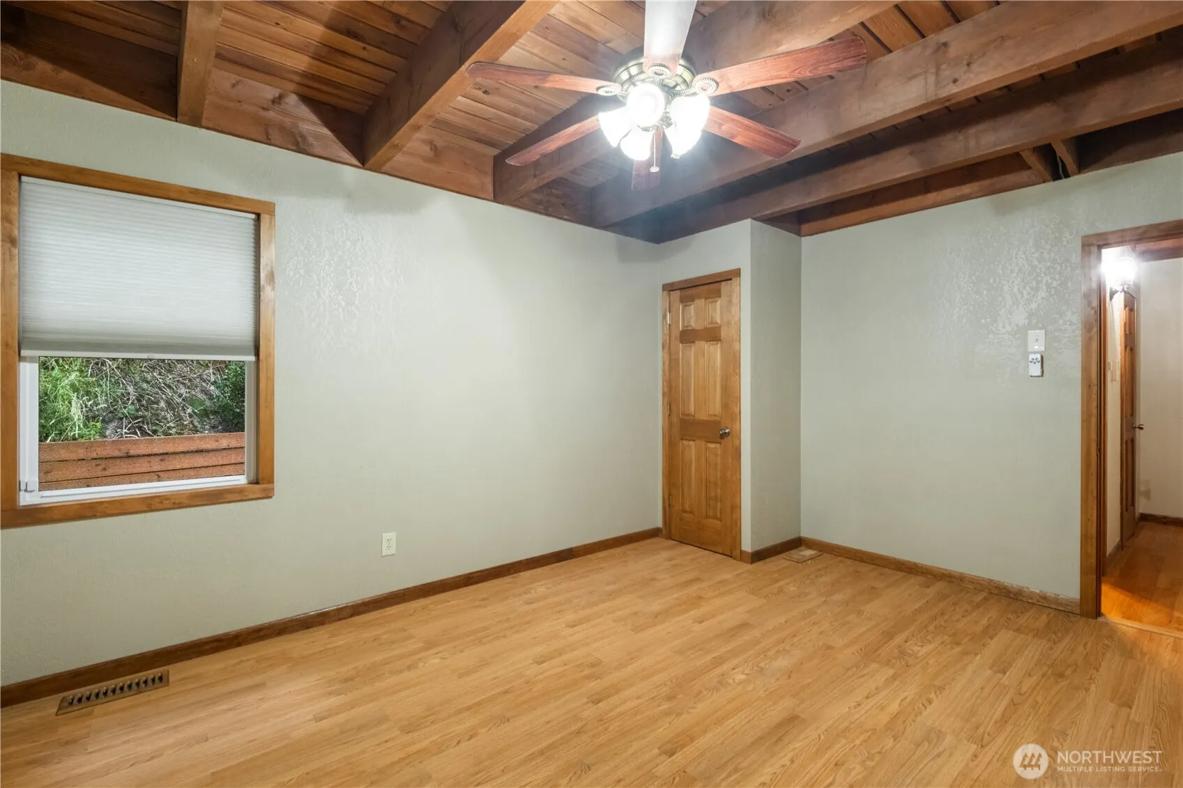 15613 230th Avenue SE, Issaquah, WA 98027